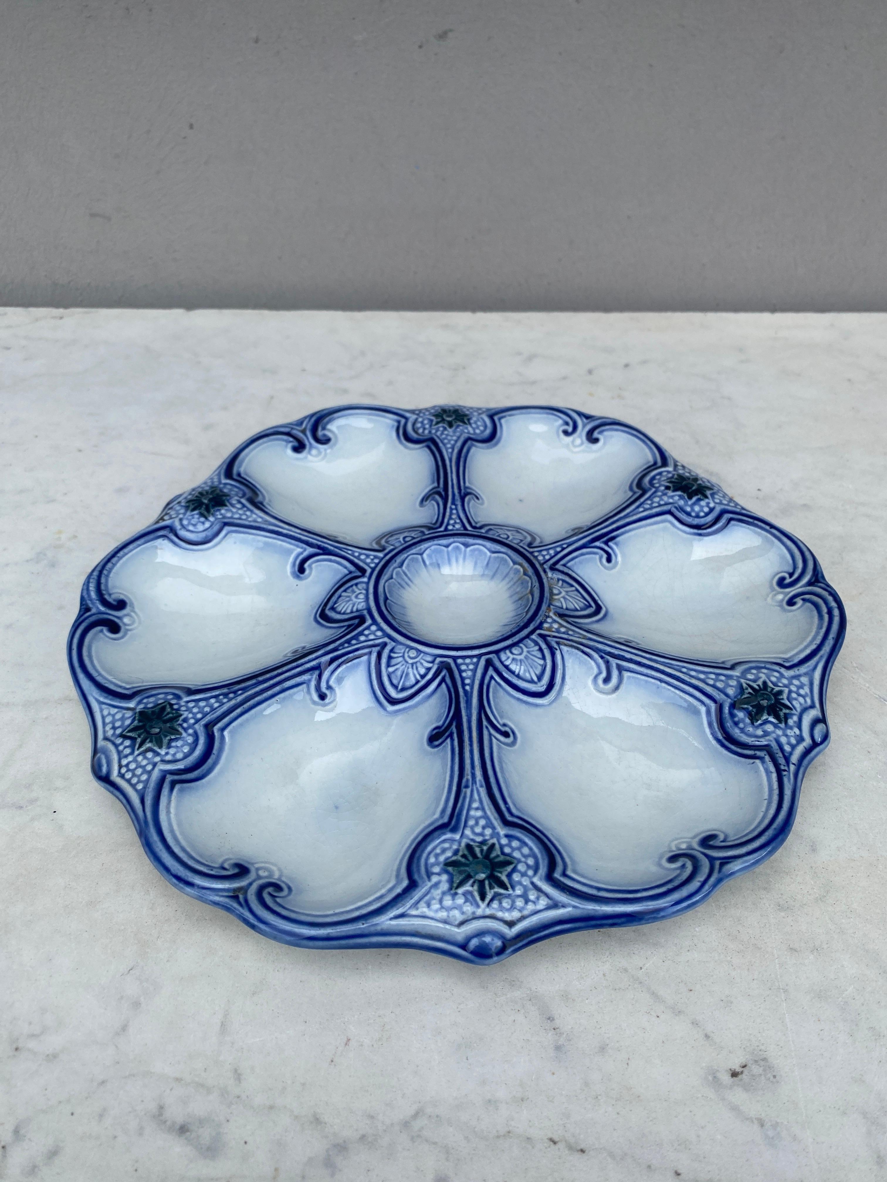 Victorian 19th Century Majolica Blue & White Oyster Plate Wasmuel For Sale