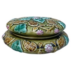 Scatola in maiolica del XIX secolo Choisy-le-Roi