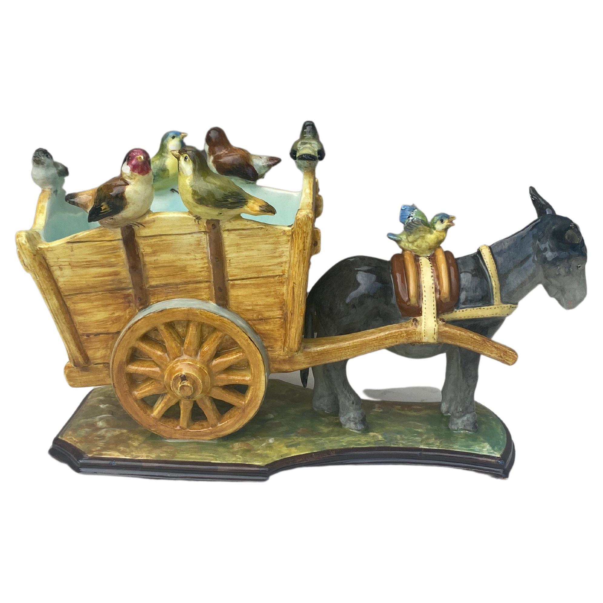 Chariot en majolique du 19ème siècle avec âne et oiseaux de Delphin Massier en vente