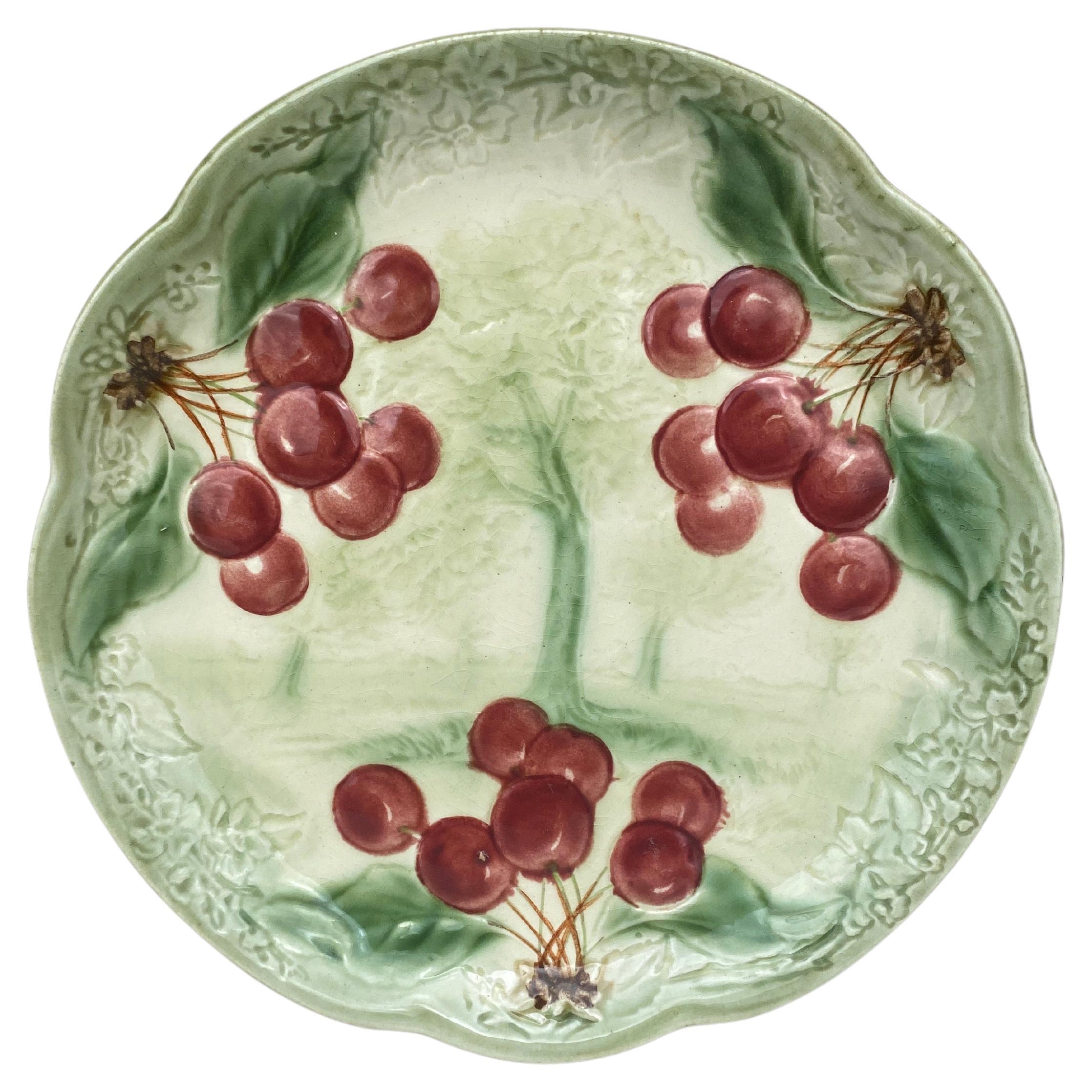 19th Century Majolica Cherries Plate Choisy Le Roi For Sale