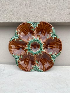 Plato de Ostra de Chocolate de Mayólica del Siglo XIX Luneville