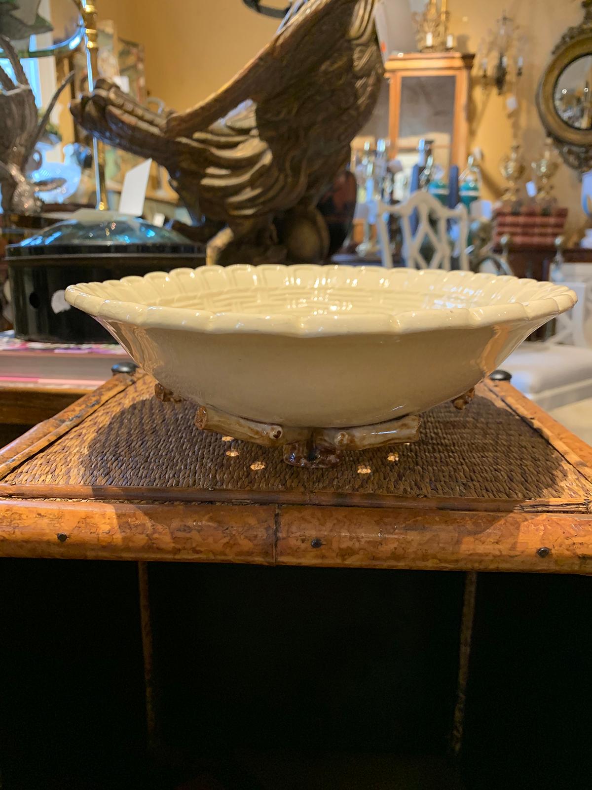 19th Century Majolica Fruit Bowl In Good Condition In Atlanta, GA