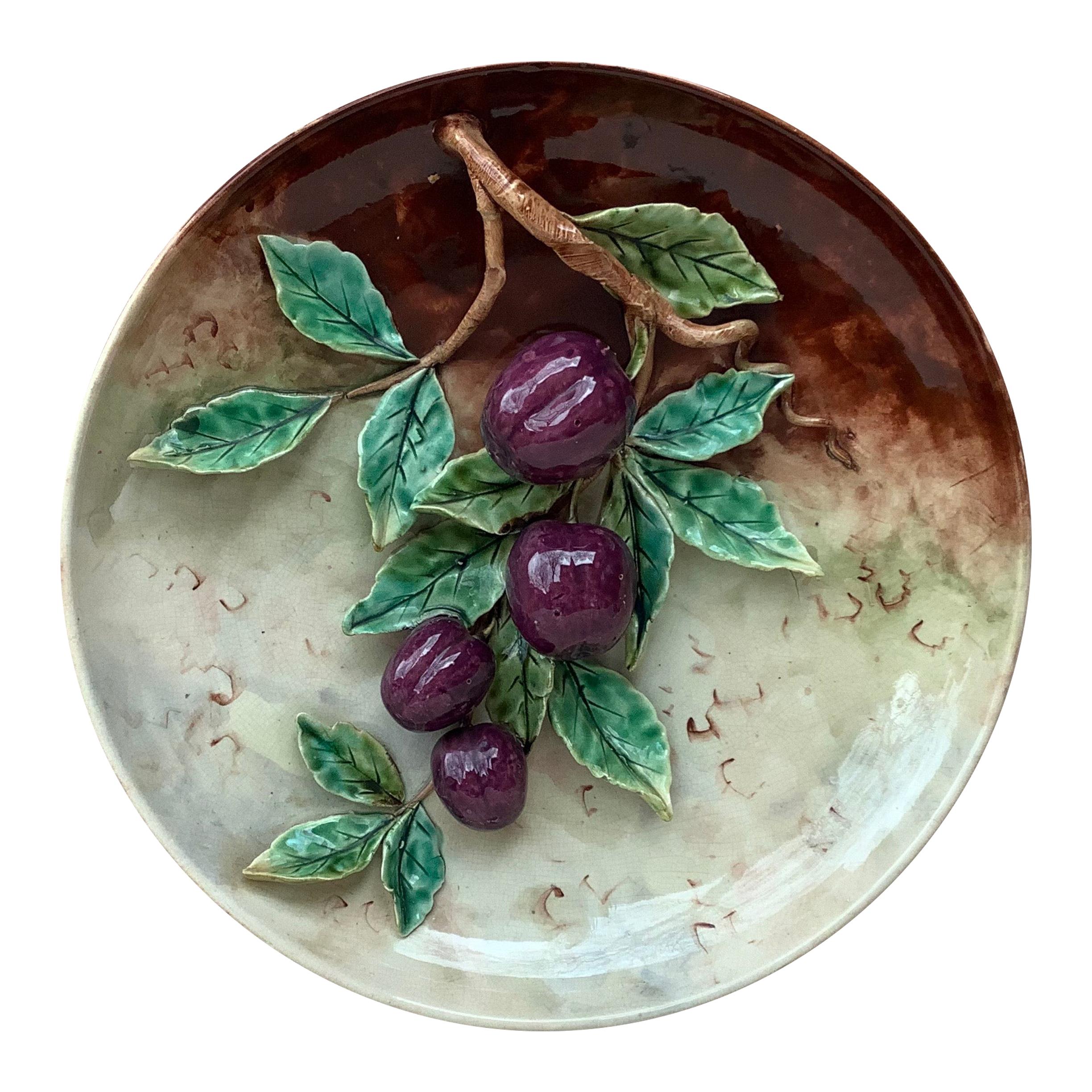 19th Century Majolica Grapes Wall Platter Fives Lille For Sale 2
