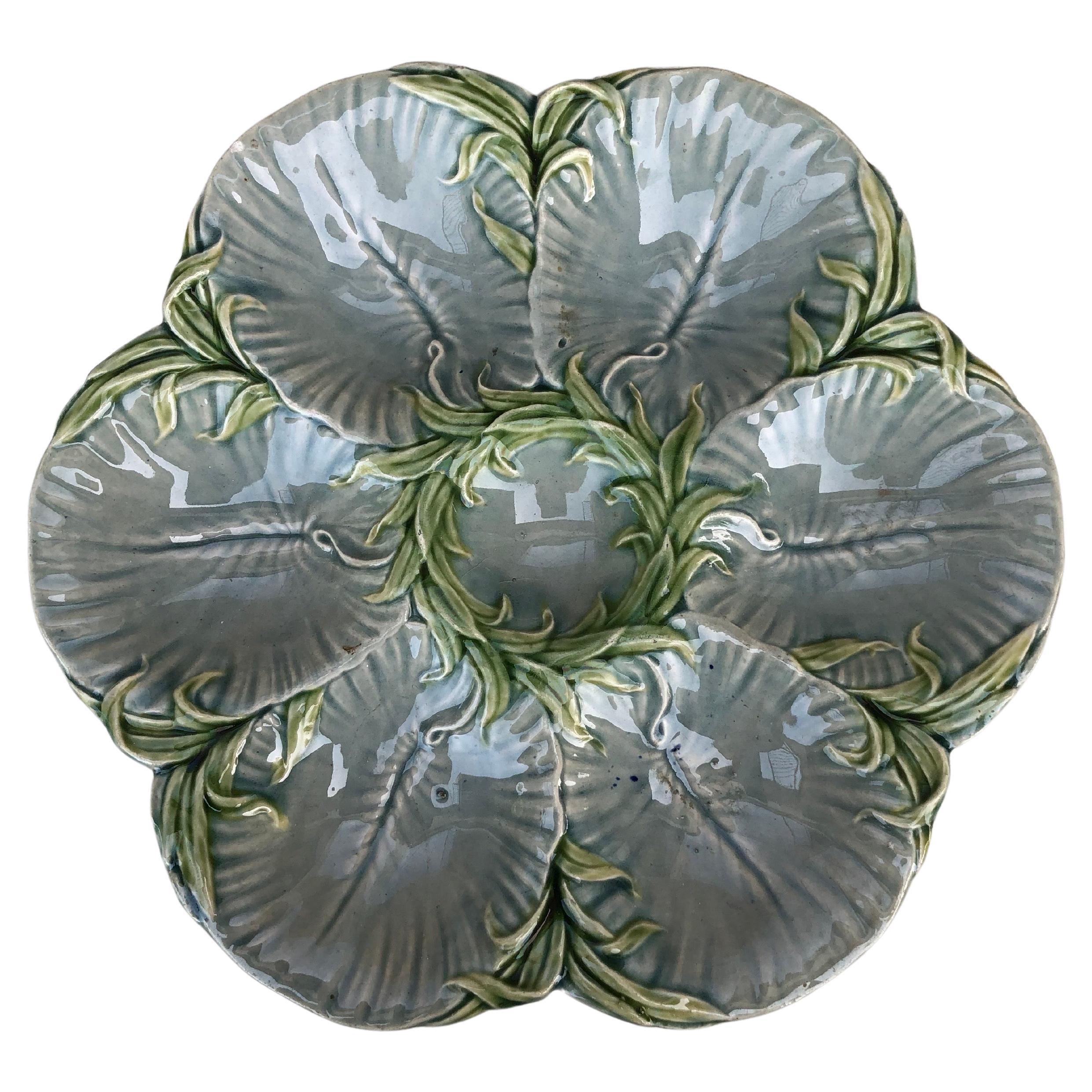 French Provincial 19th Century Majolica Gray Oyster Plate Luneville