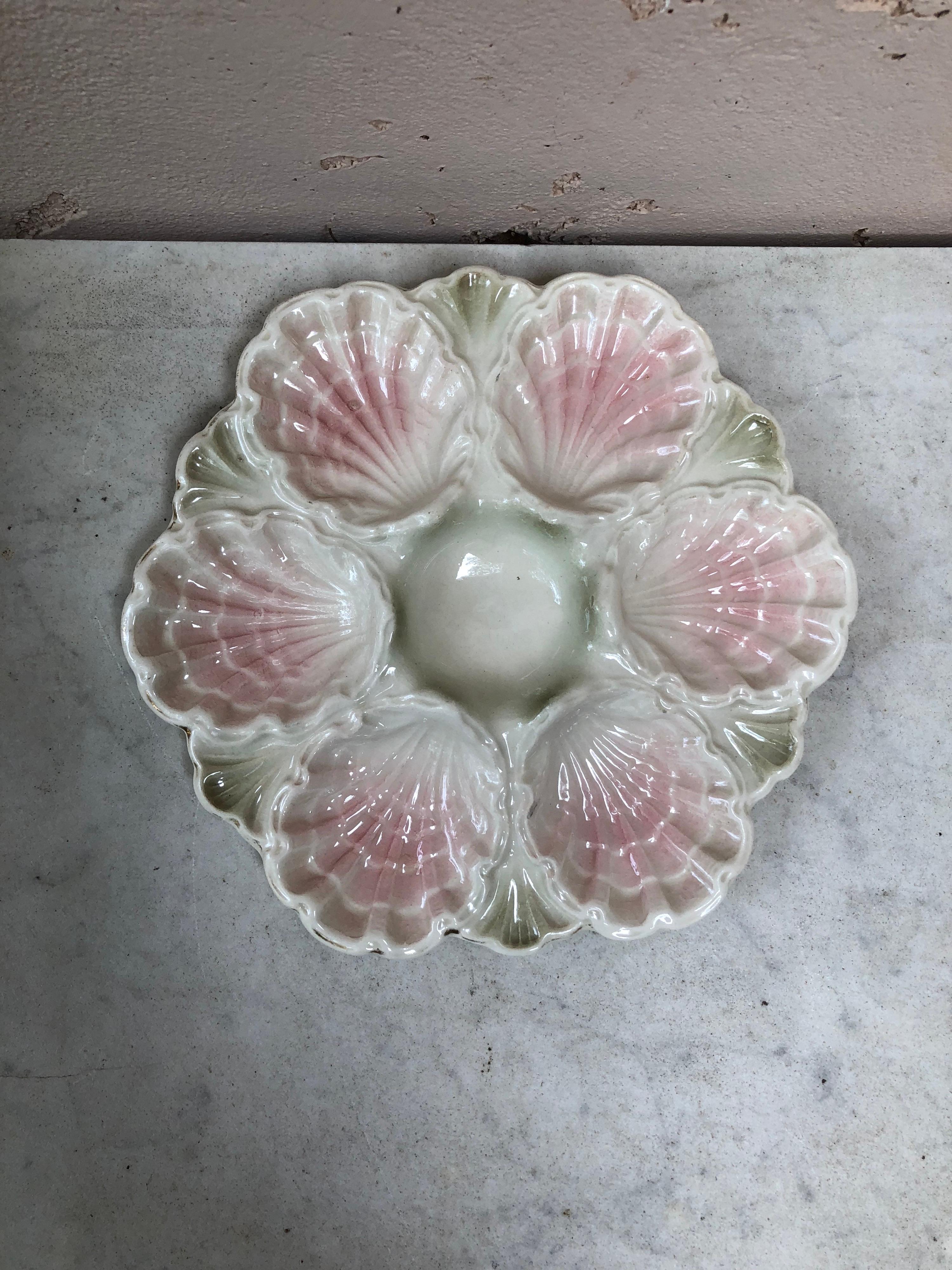 19th Century Majolica Iridescent Oyster Plate Fives Lille In Good Condition In Austin, TX