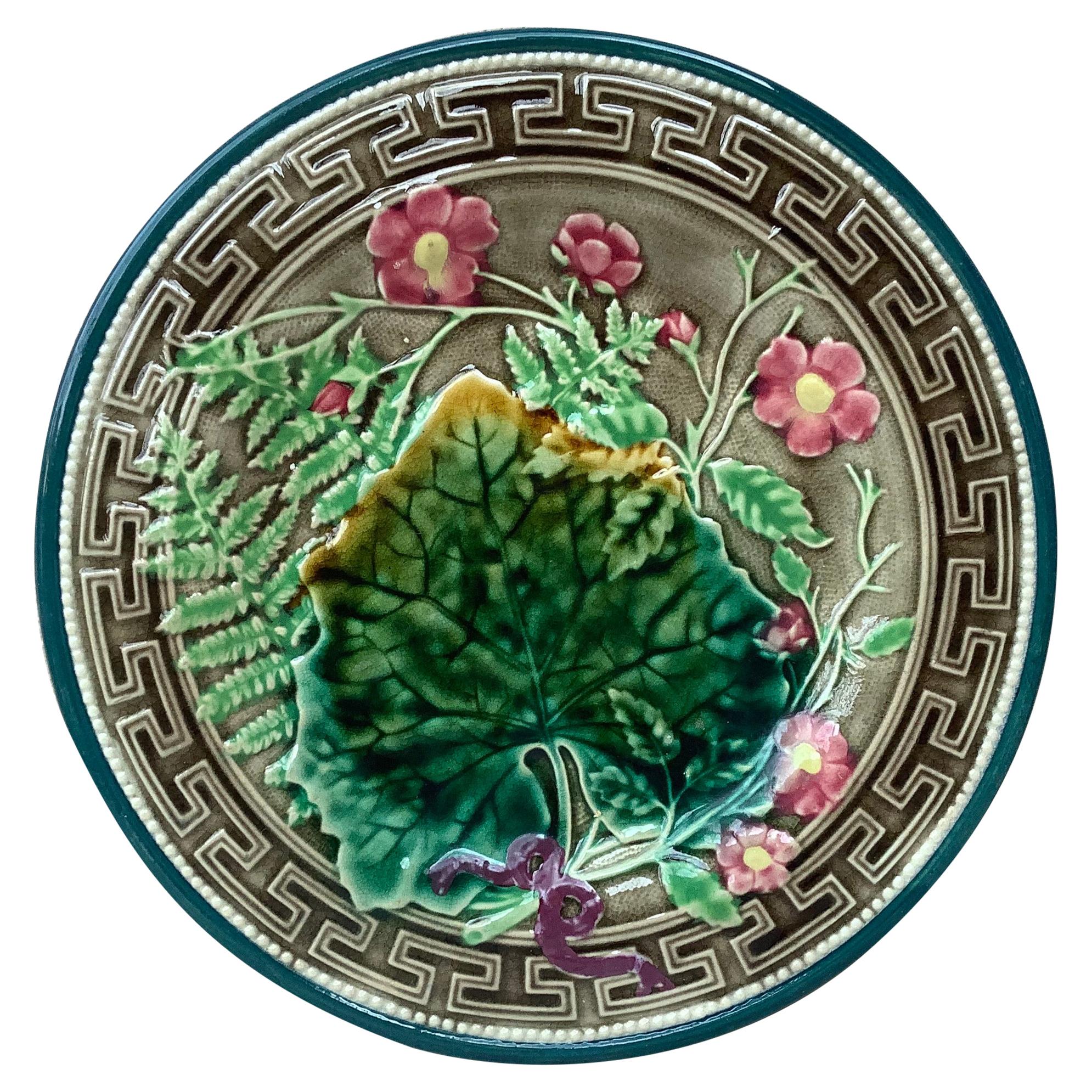 19th Century Majolica Leaves and Pink Flowers Plate Choisy Le Roi For Sale