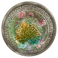 Assiette en majolique du 19ème siècle Choisy-le-Roi
