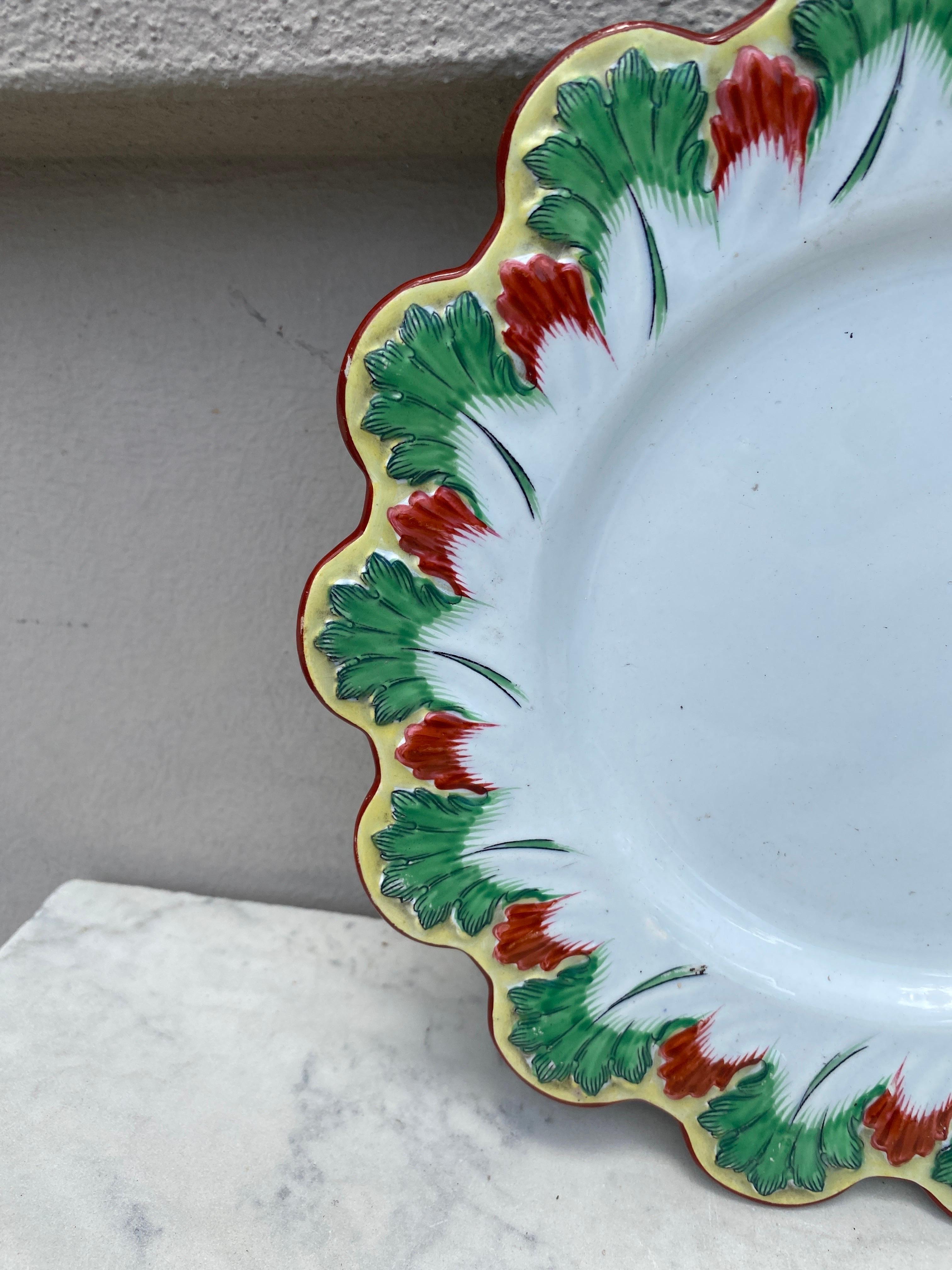 Victorian 19th Century Majolica Leaves Plate Creil & Montereau For Sale