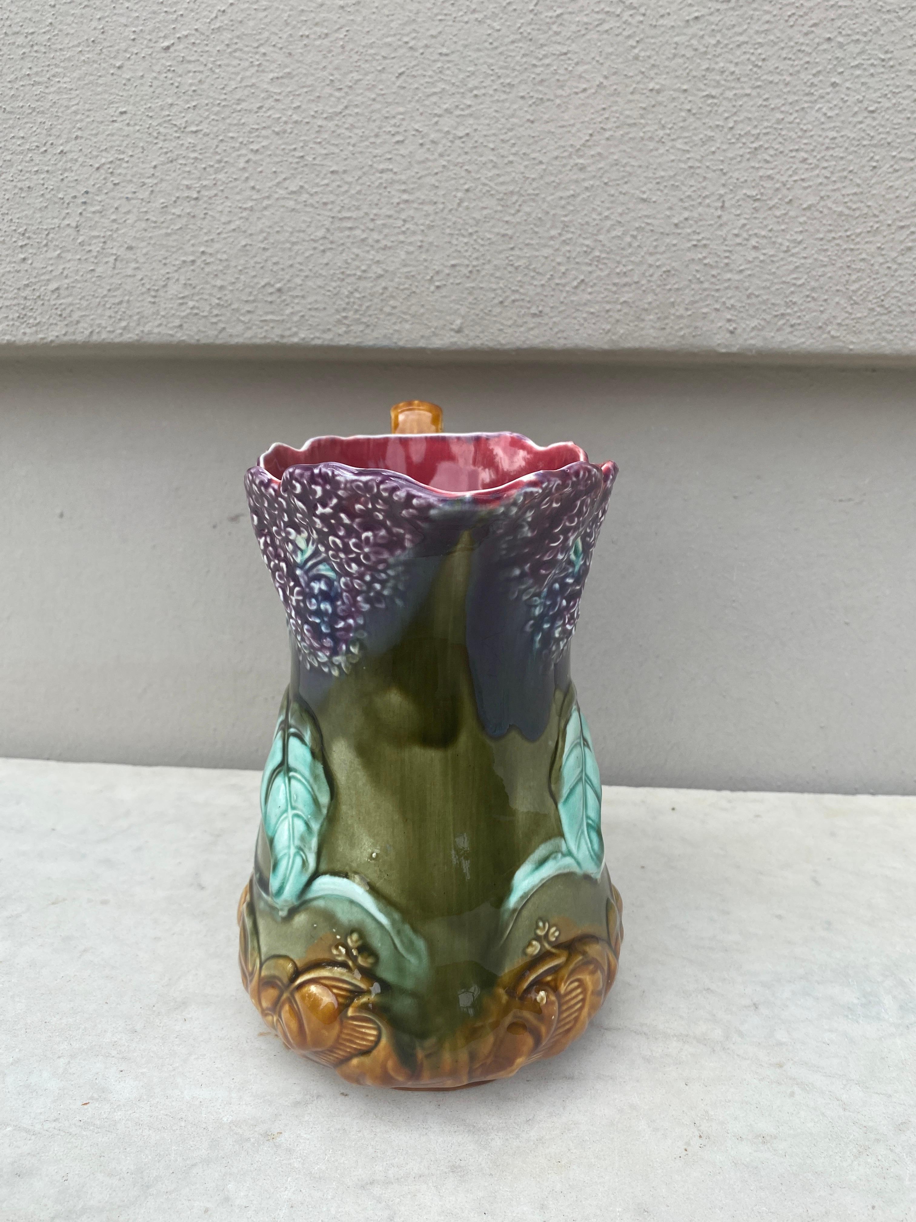 19th Century Majolica Lilac Pitcher Onnaing In Good Condition For Sale In Austin, TX