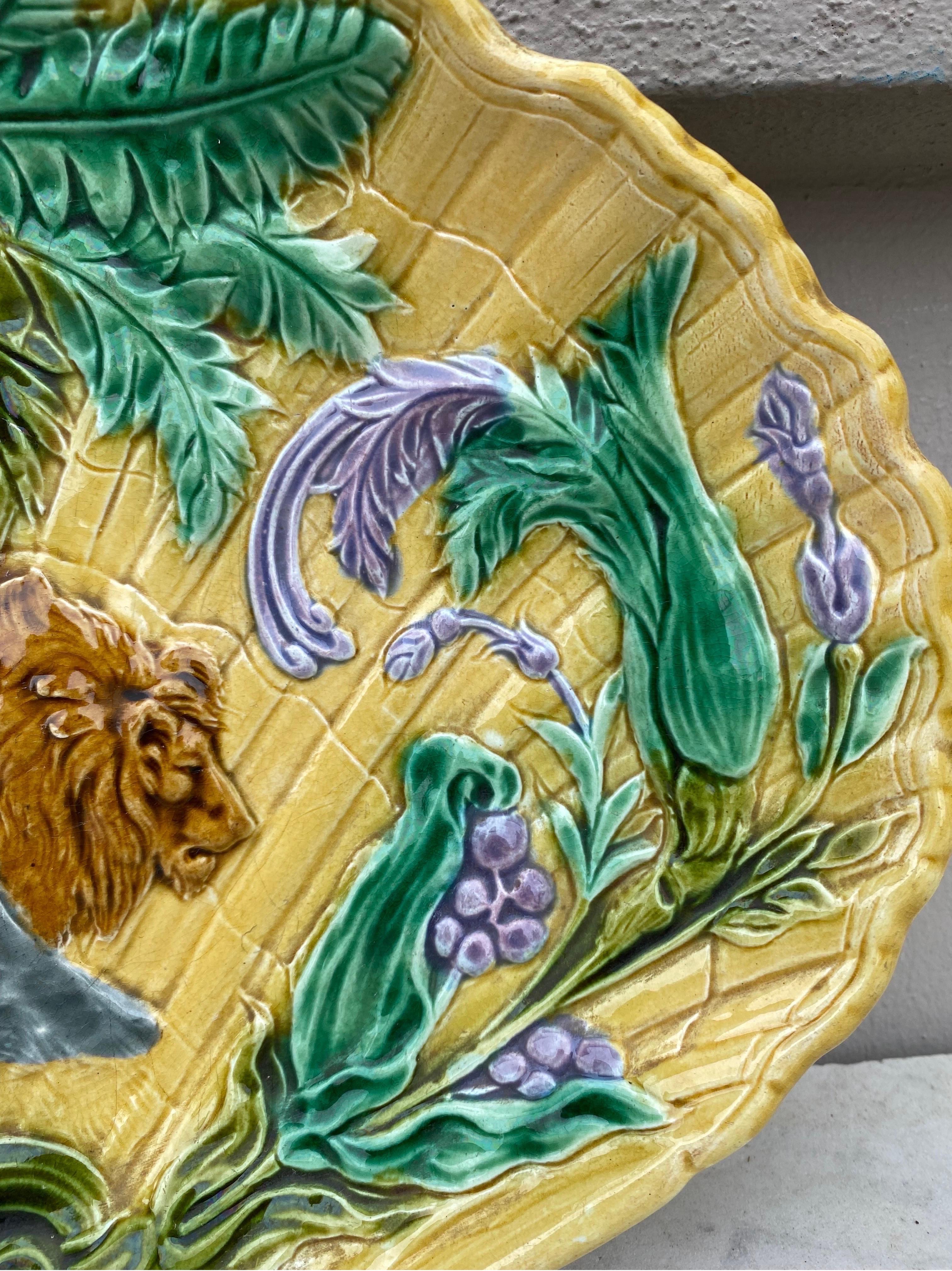 Victorian 19th Century Majolica Lion and Lioness Platter Salins For Sale