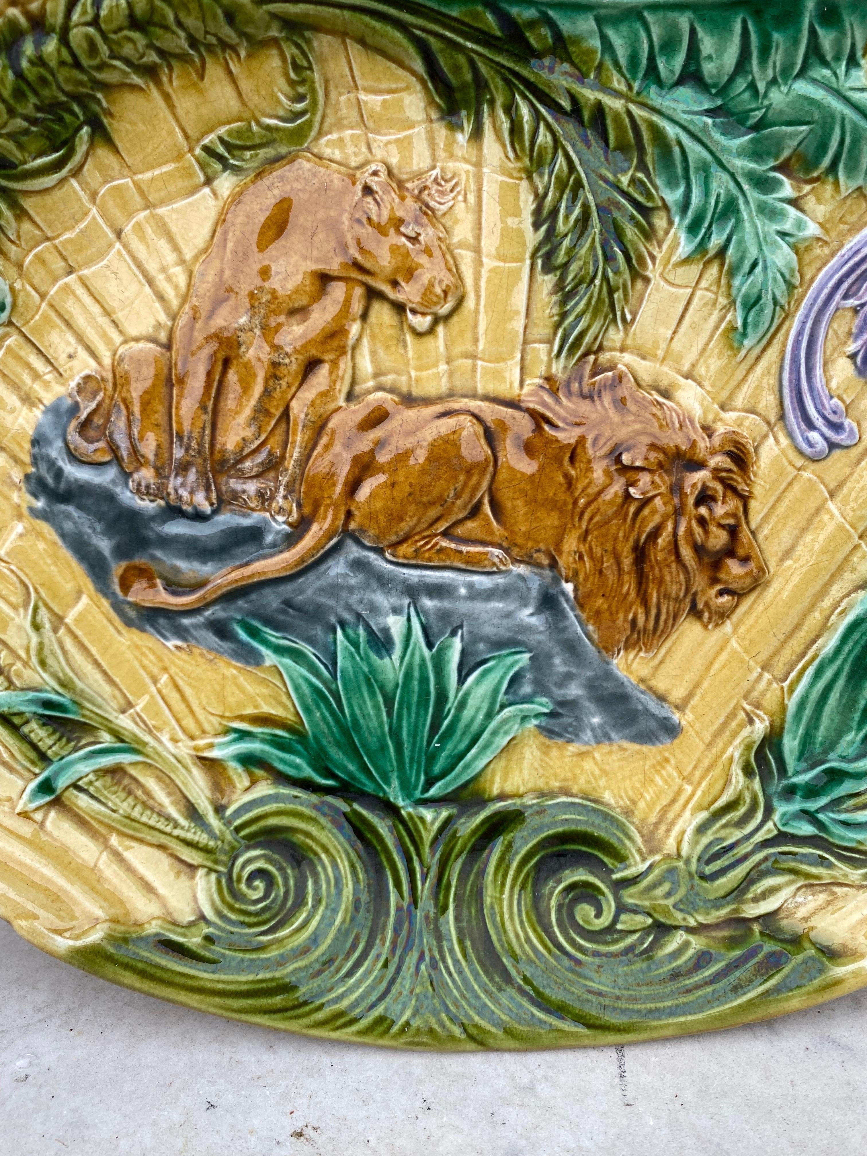 Late 19th Century 19th Century Majolica Lion and Lioness Platter Salins For Sale