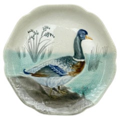 Assiette en forme de canard en majolique du 19ème siècle Choisy Le Roi