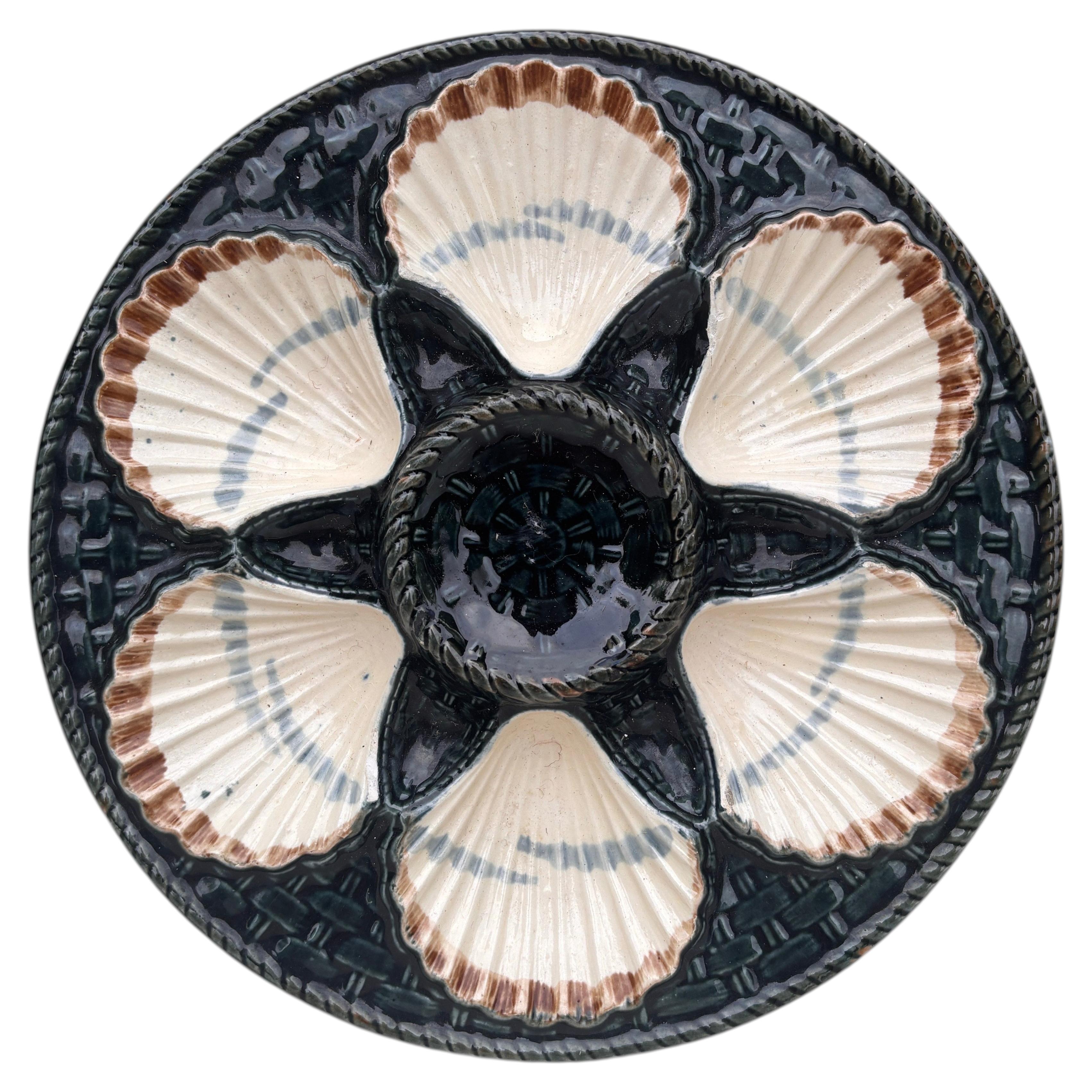 Pre-owned Longchamp 19th Century Majolica Oyster Plate In Black