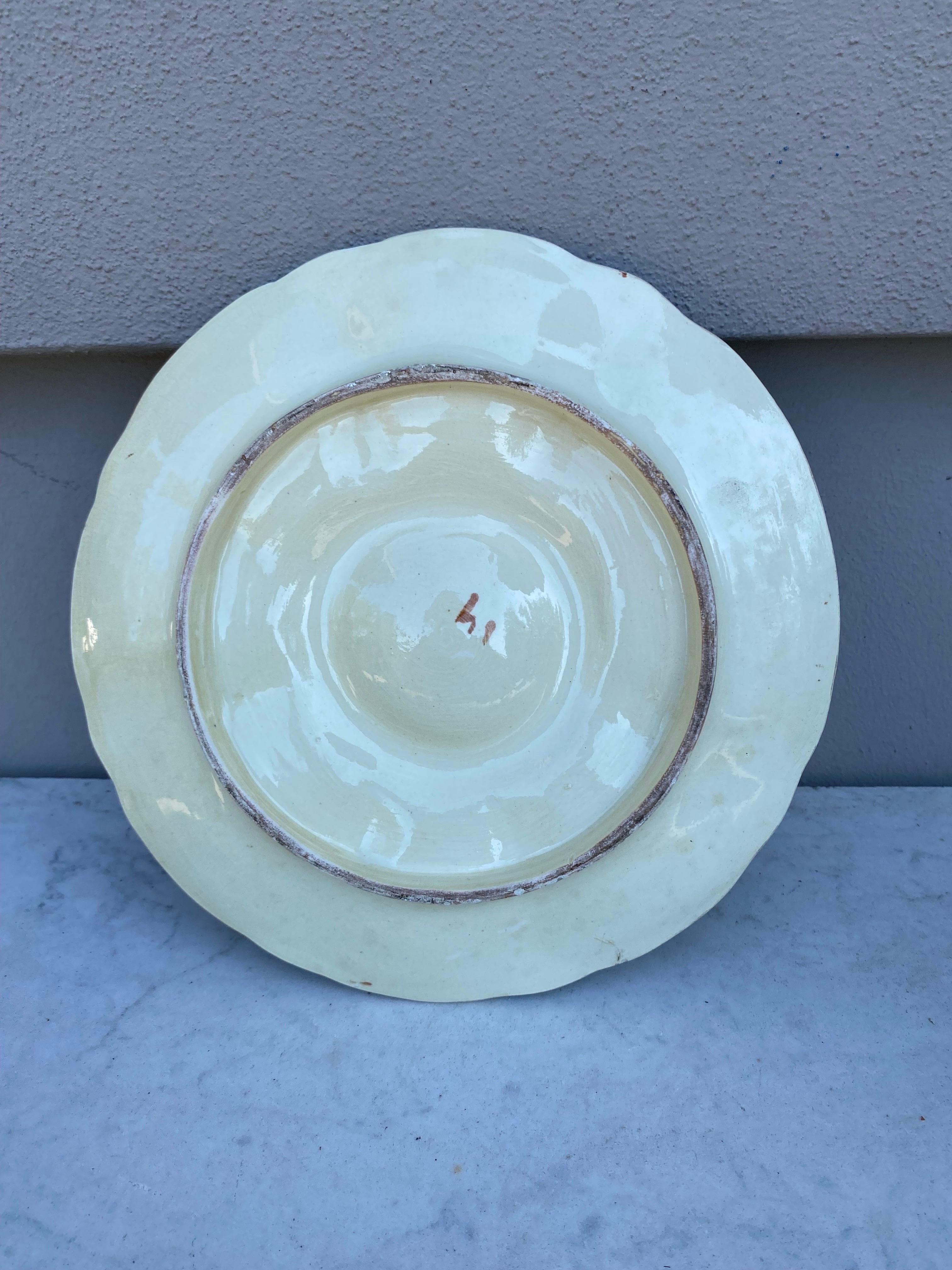 Plato de Ostra Wasmuel Majolica Siglo XIX Belga en venta
