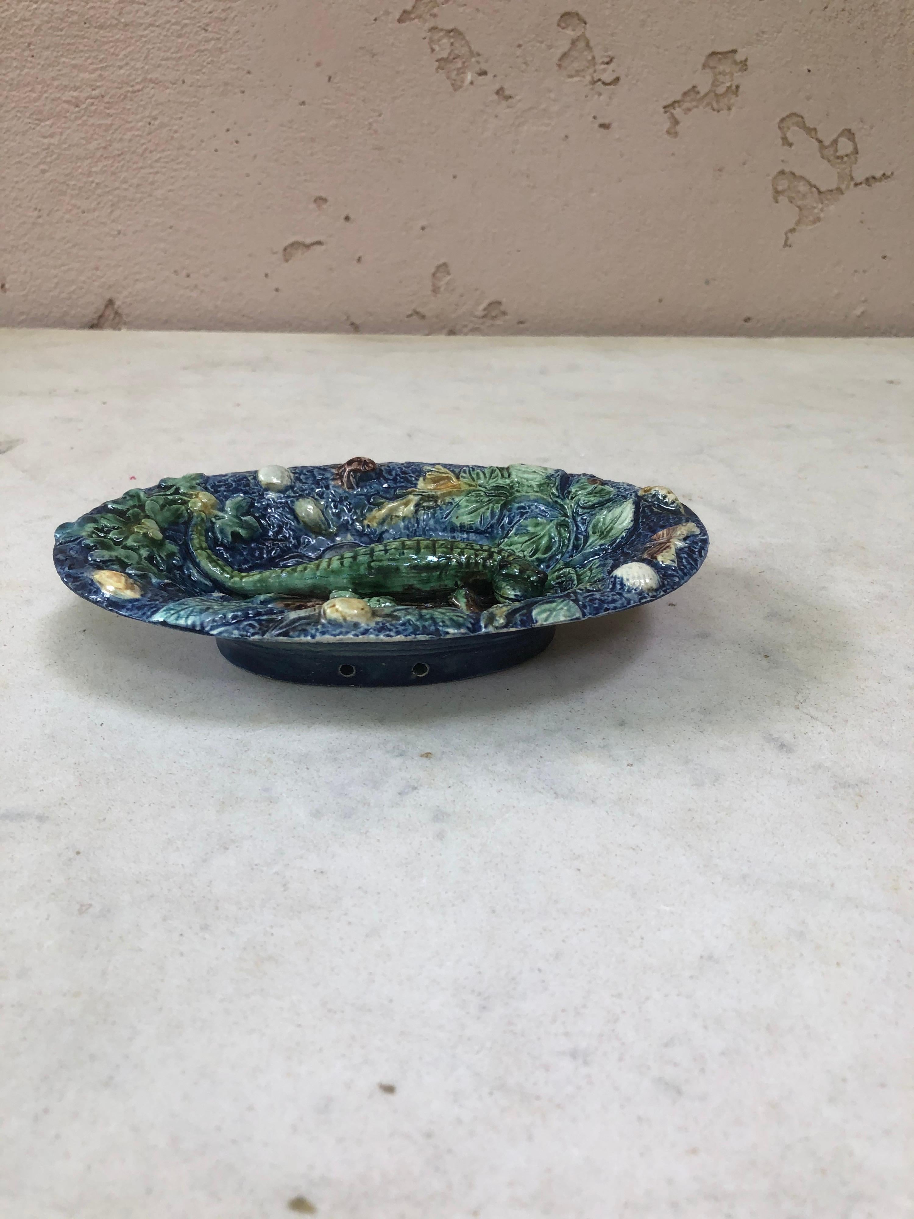 Rare small Palissy platter with alligator, snail, butterfly, shells and plants Thomas Sergent.