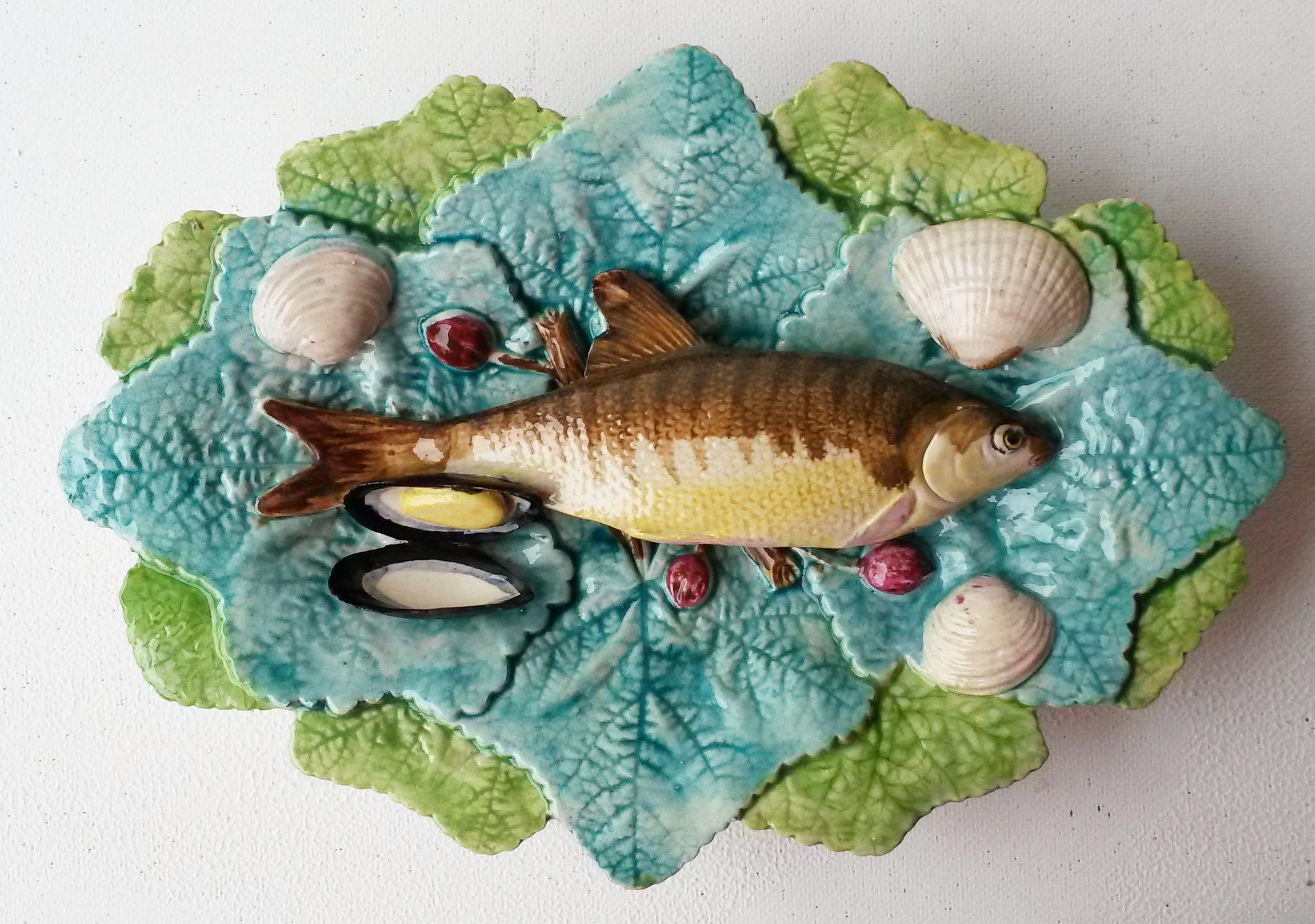 19th Century Majolica Palissy Crawfishs Wall Platter For Sale 7