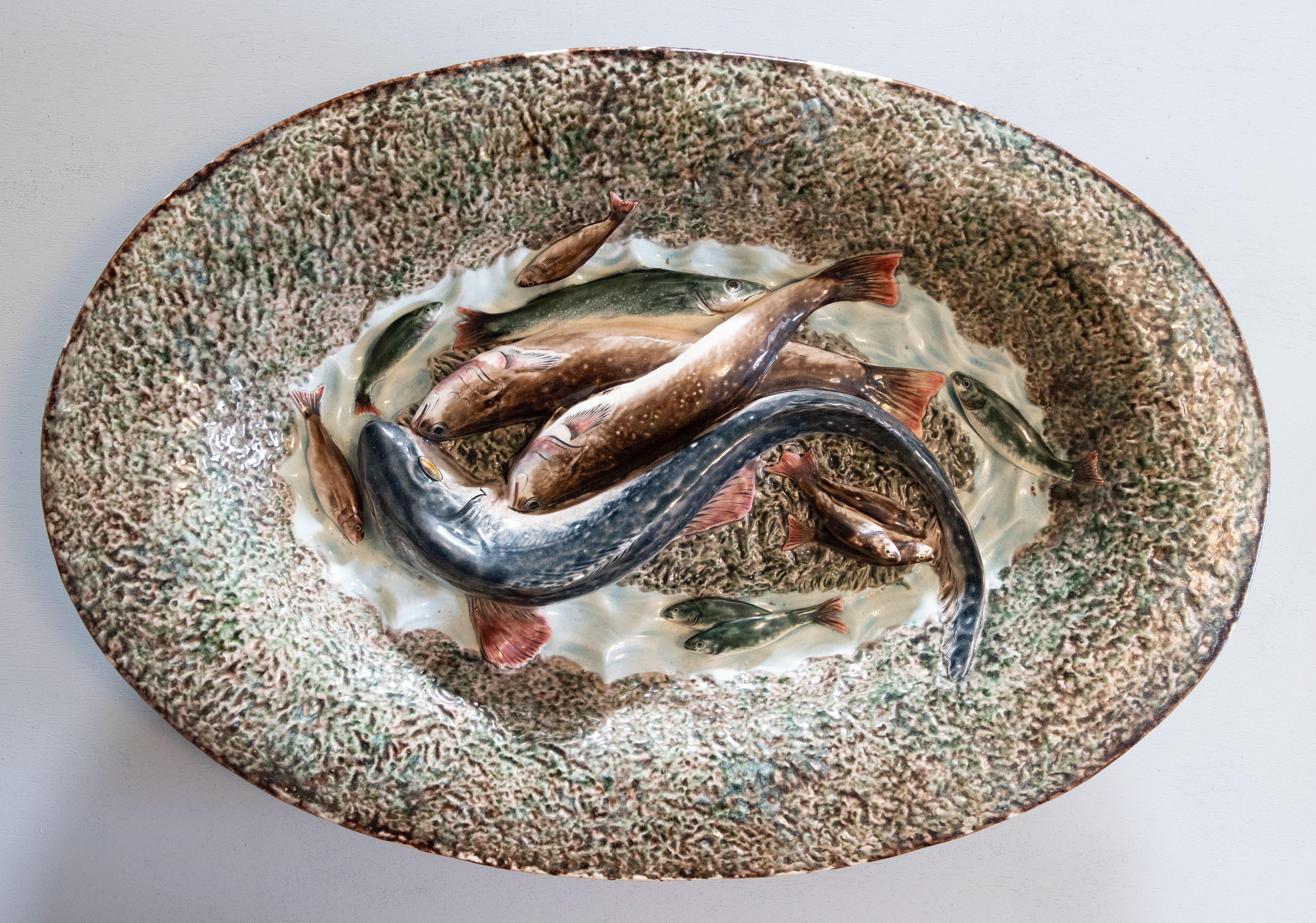 19th Century French Majolica Palissy Fish Platter For Sale 2