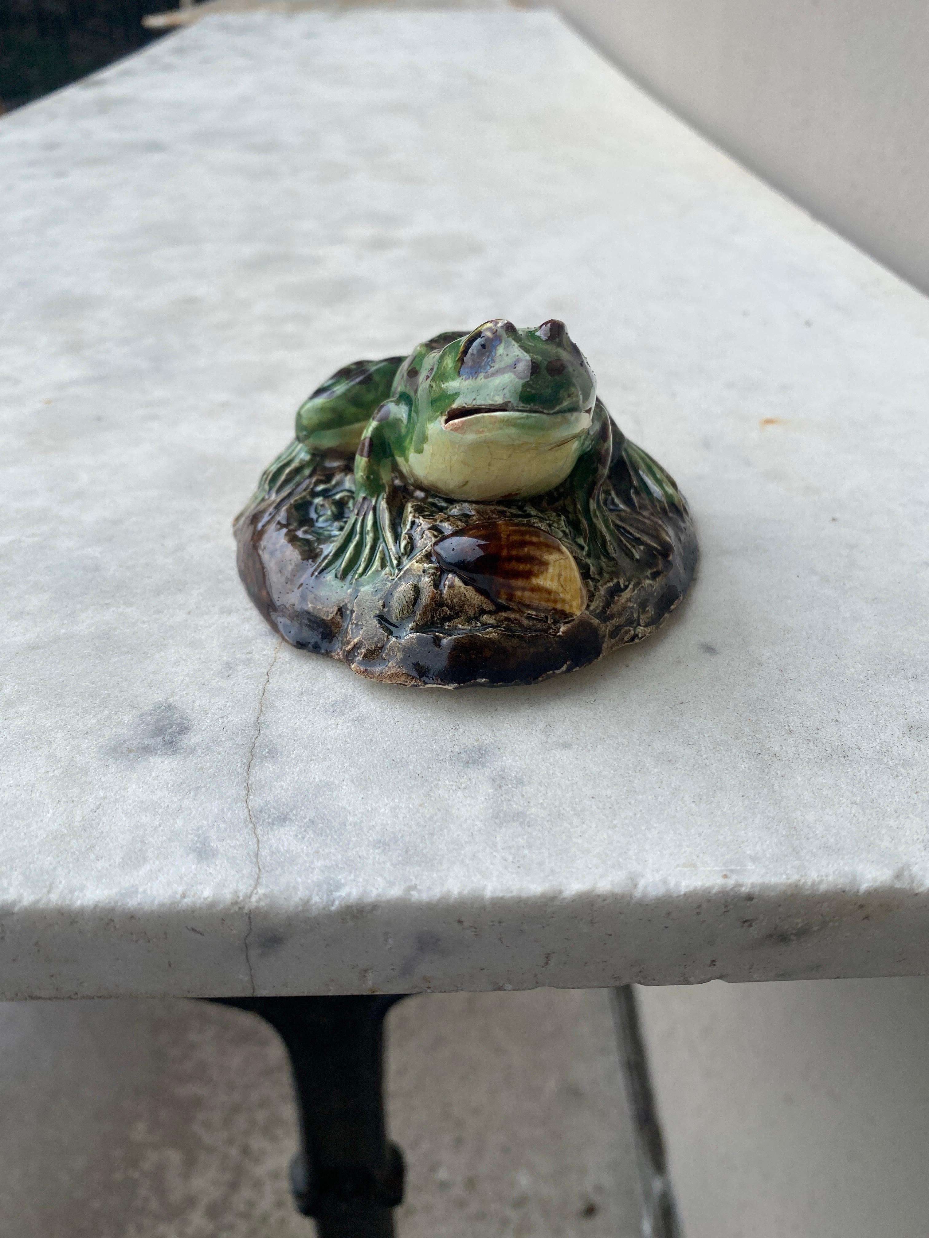 19th Century Majolica Palissy Frog Paperweight 1