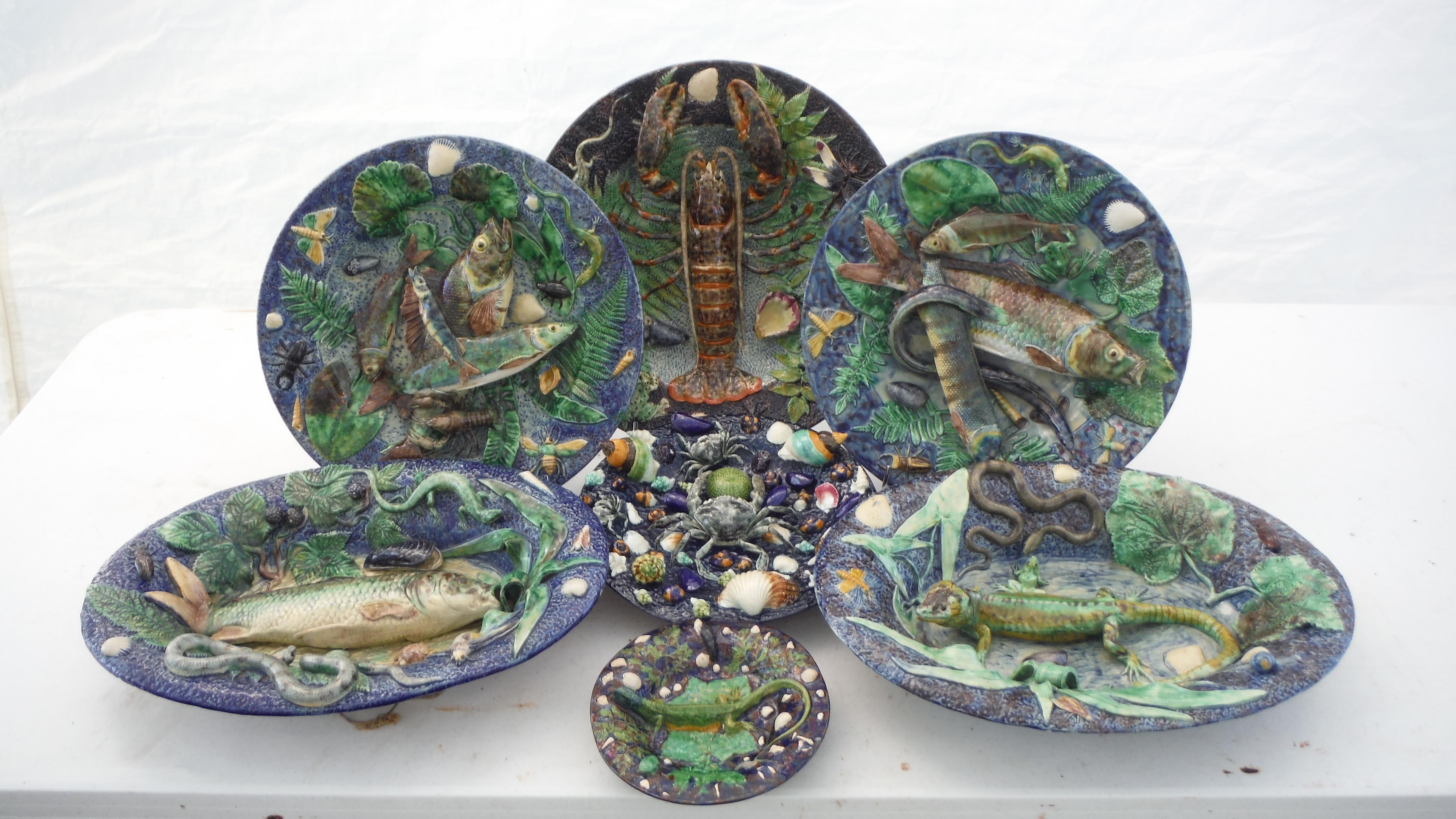 19th Century Majolica Palissy Portuguese Platter Jose Alves Cunha In Good Condition For Sale In Austin, TX