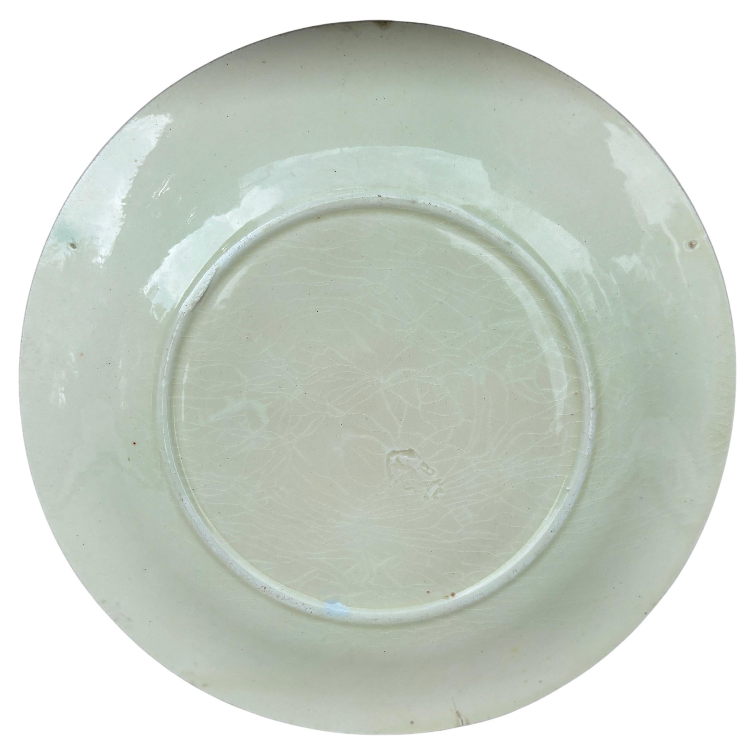 Francese 19th Century Majolica Purple Flowers Plate Clairefontaine in vendita