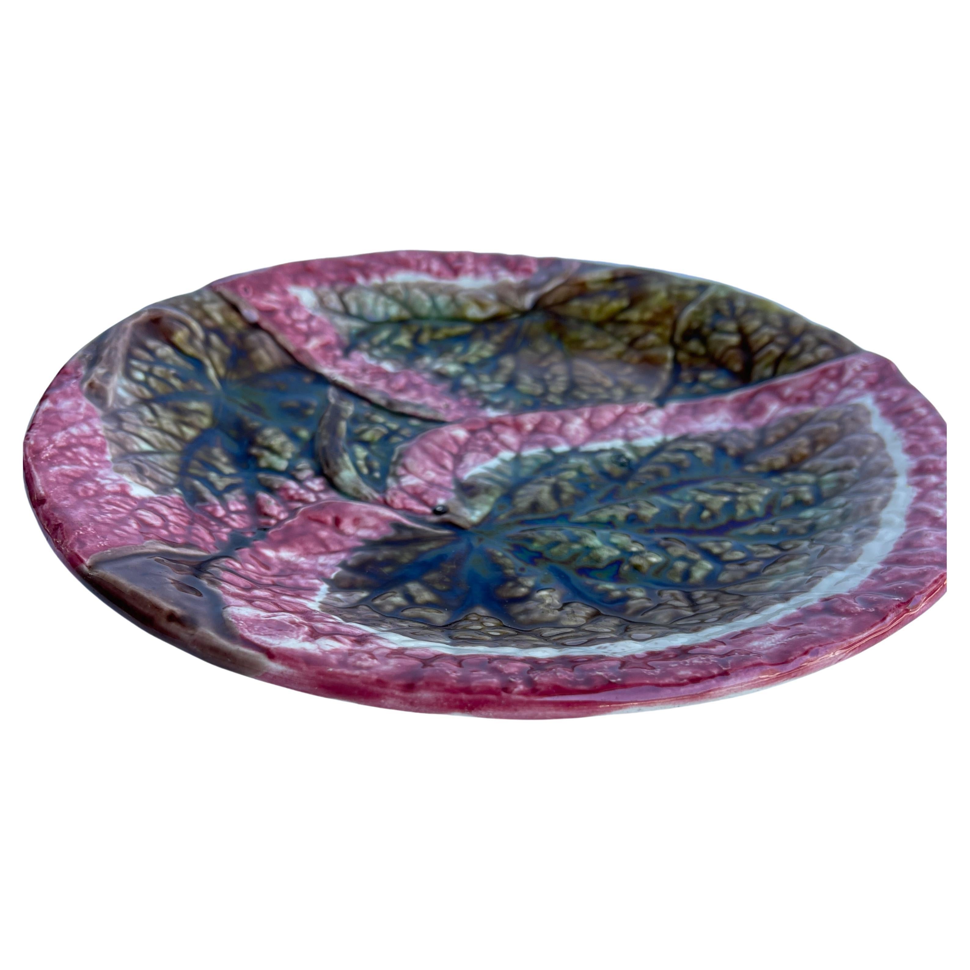 Rustic 19th Century Majolica Red Green Begonia Leaf Plate, England For Sale