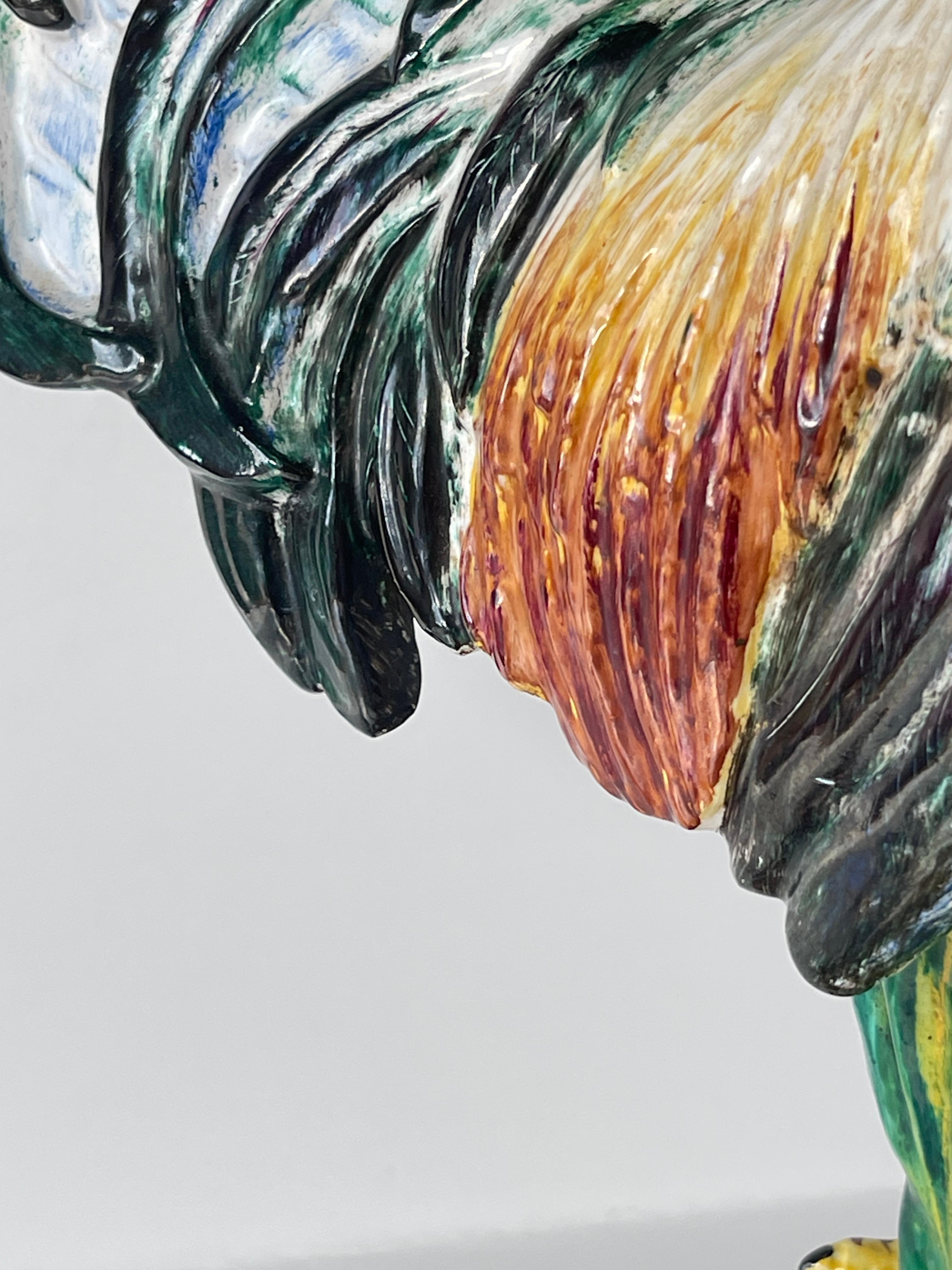 Lampe de table du XIXe siècle en majolique avec coq sur pied en Wood en vente 5