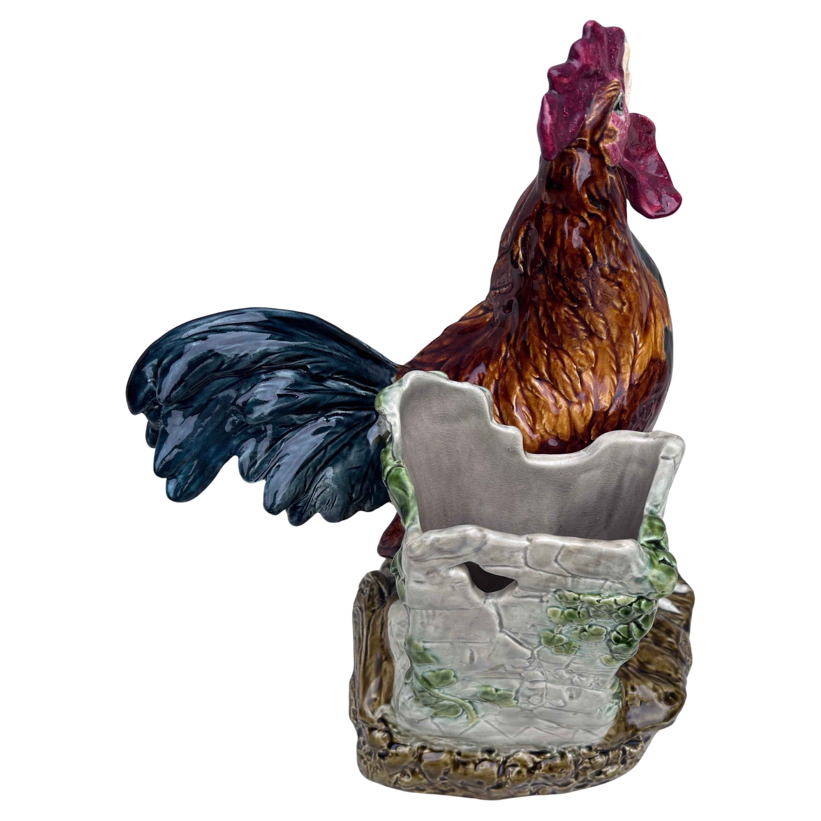 Country Vaso di gallo in maiolica del XIX secolo Choisy-le-Roi di Carrier Belleuse in vendita