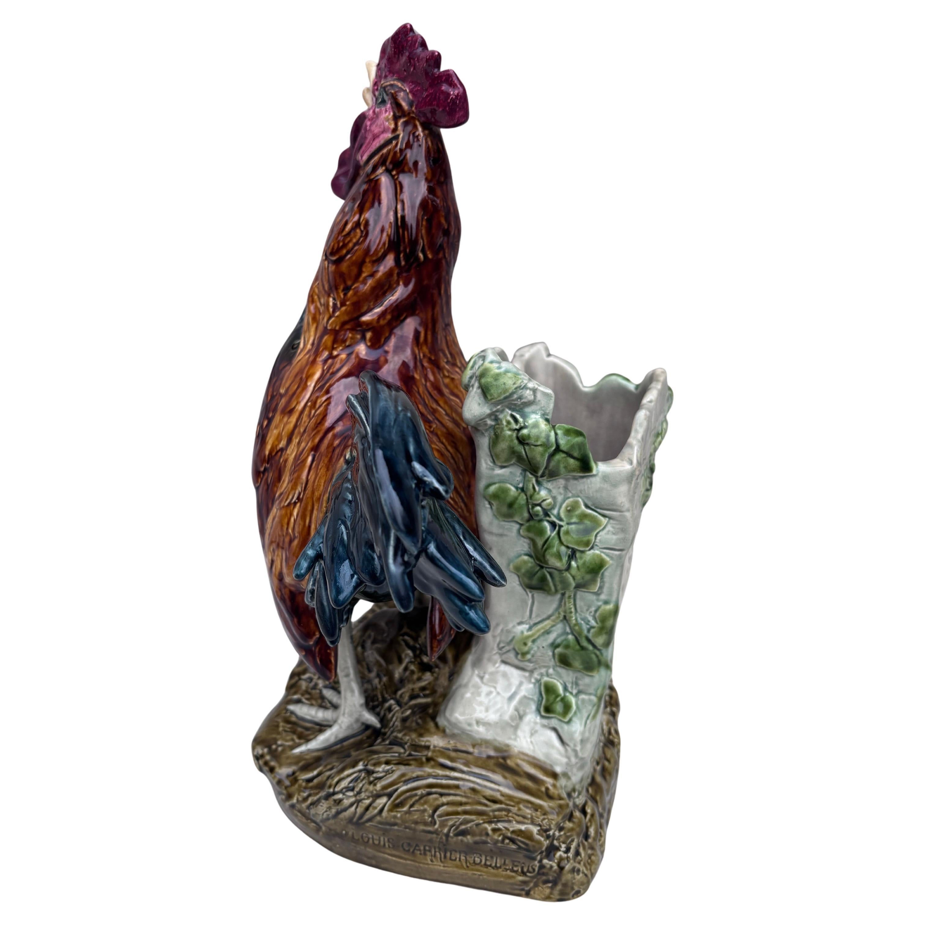 Faenza Vaso di gallo in maiolica del XIX secolo Choisy-le-Roi di Carrier Belleuse in vendita