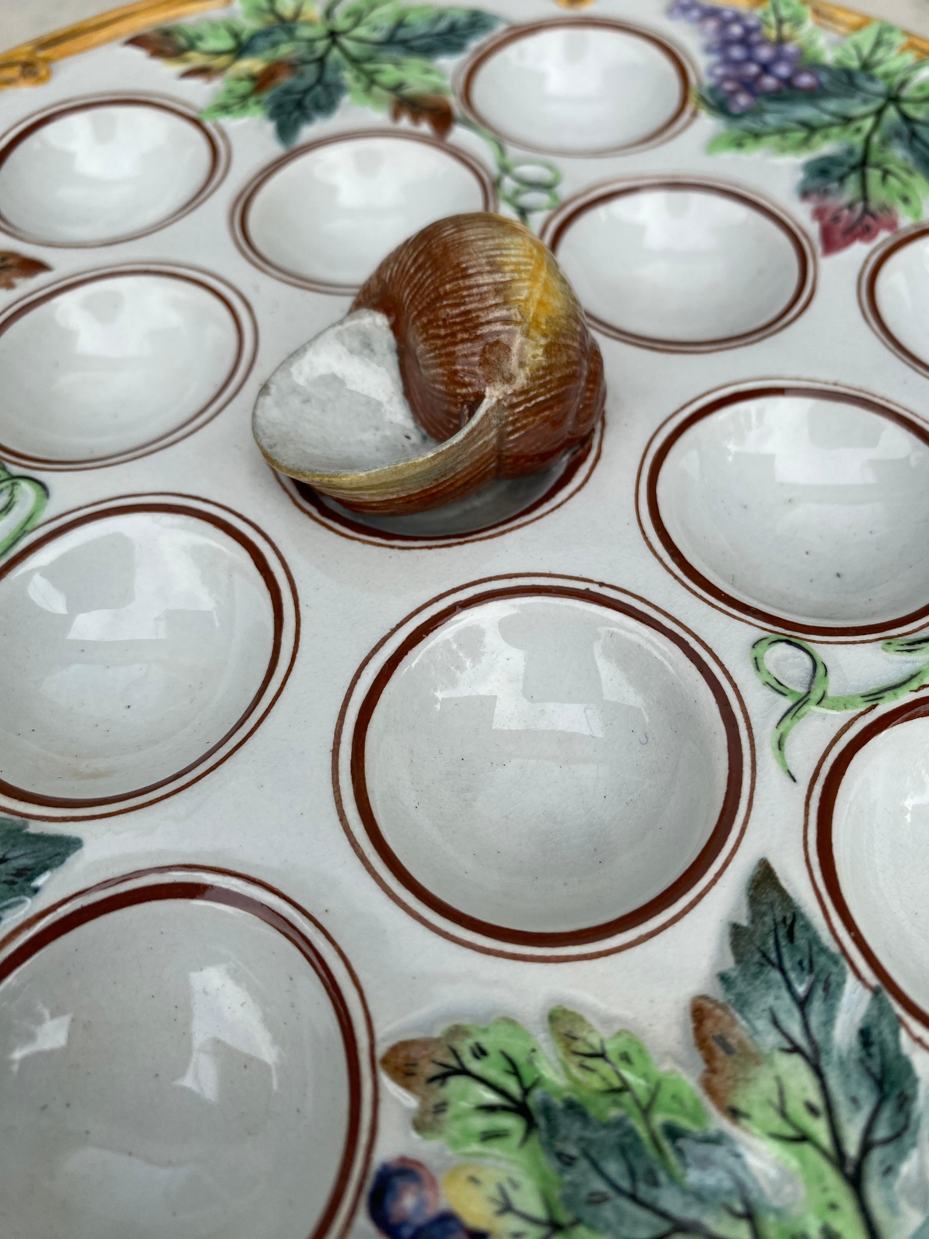 19th Century Majolica Snail Platter Luneville In Good Condition For Sale In Austin, TX