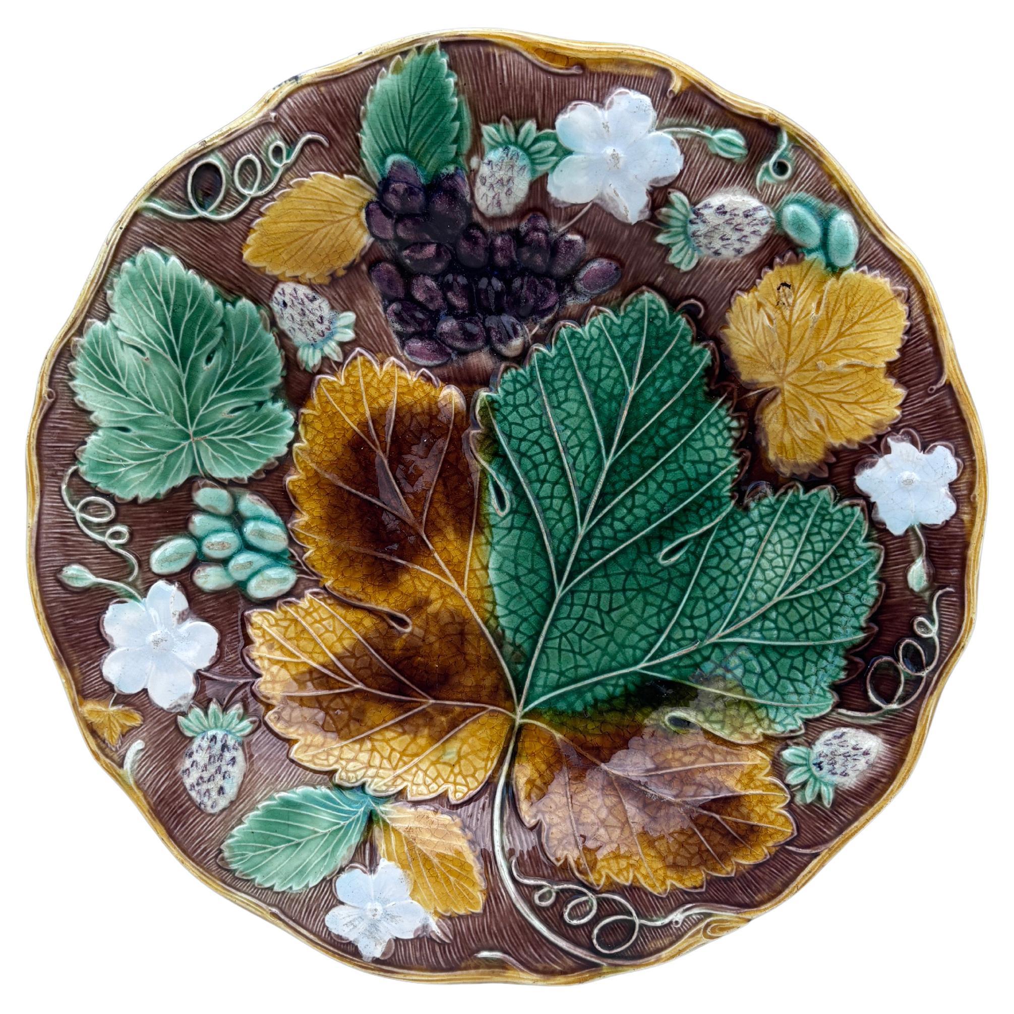 19th Century Majolica Strawberries & Grapes Plate Wedgwood
