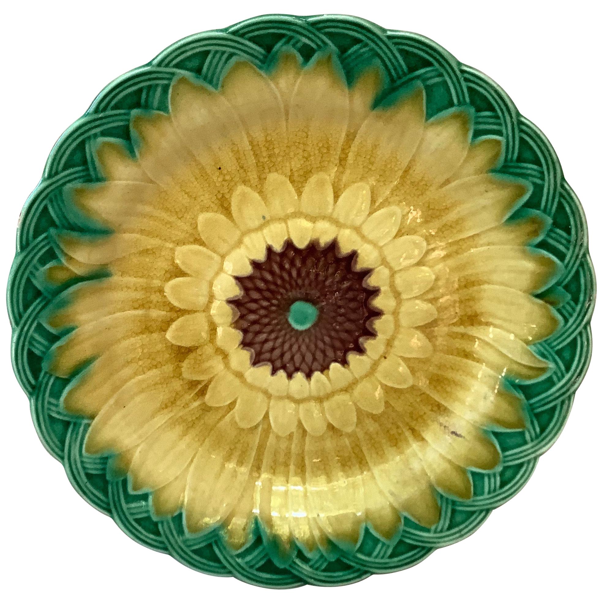 Ceramic 19th Century English Victorian Majolica Sunflower Plate 