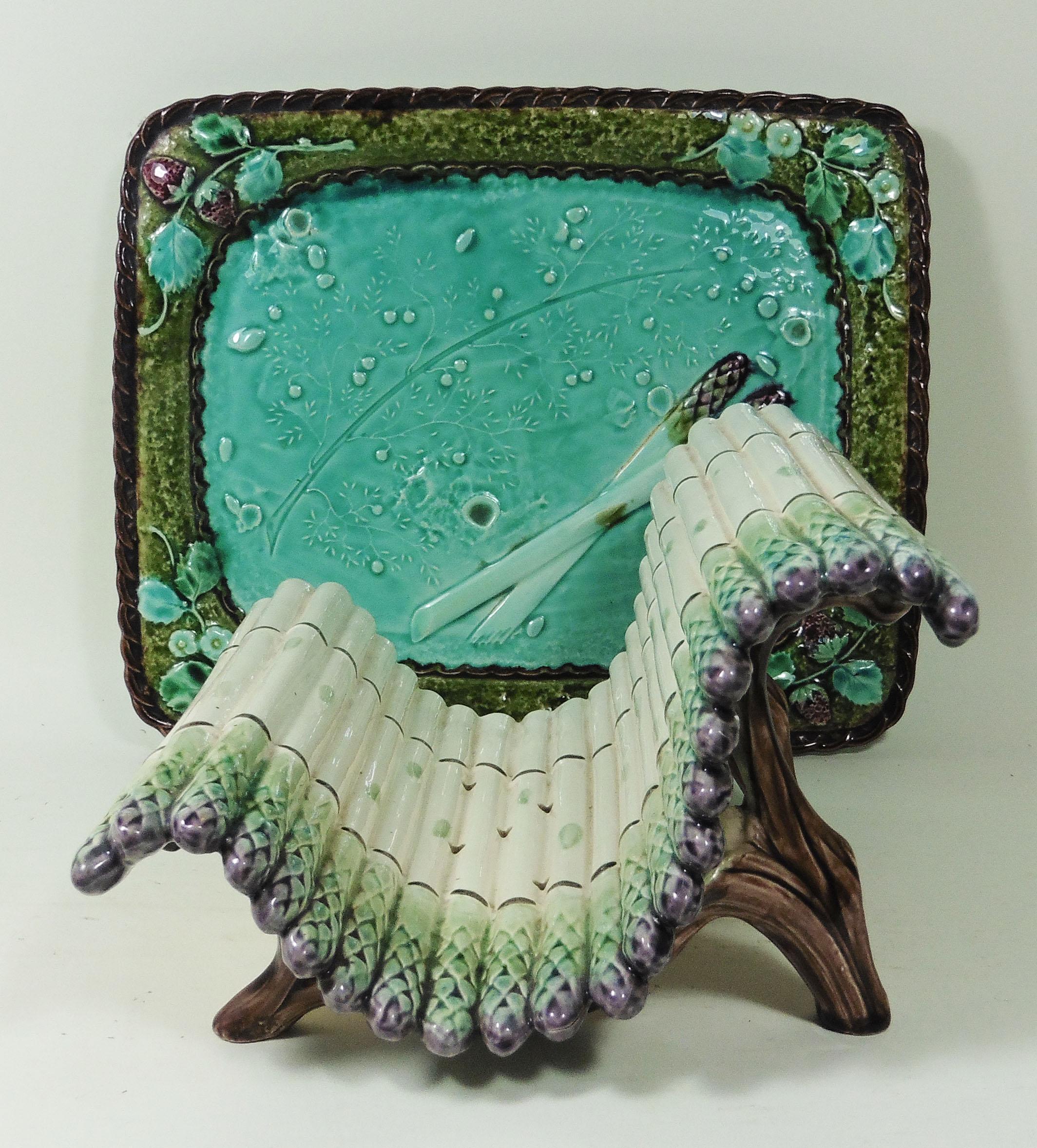 Late 19th Century 19th Century Majolica Turquoise Asparagus Plate Luneville For Sale