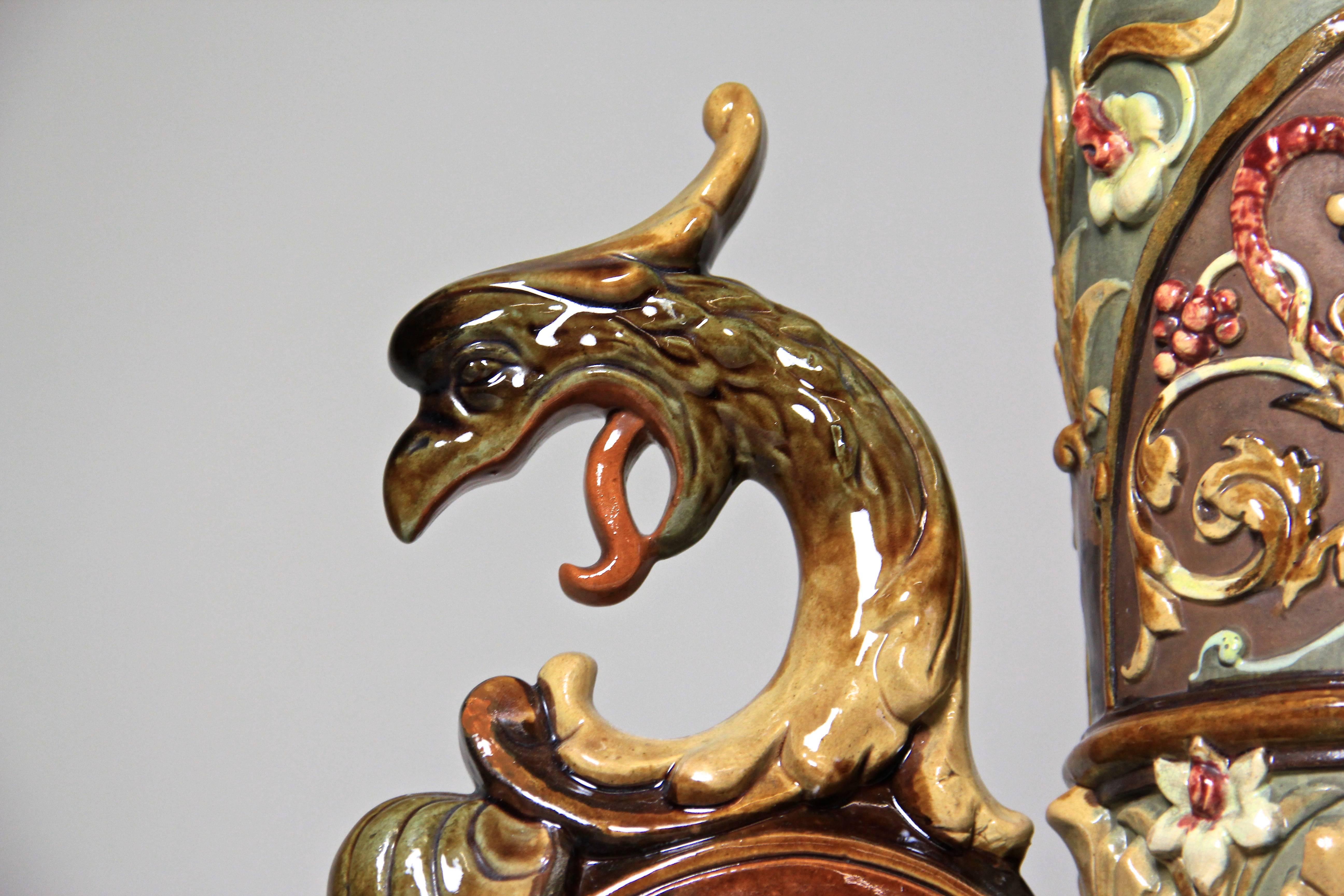 19th Century Majolica Vase by Wilhelm Schiller & Son Marked, Bohemia, circa 1880 For Sale 2