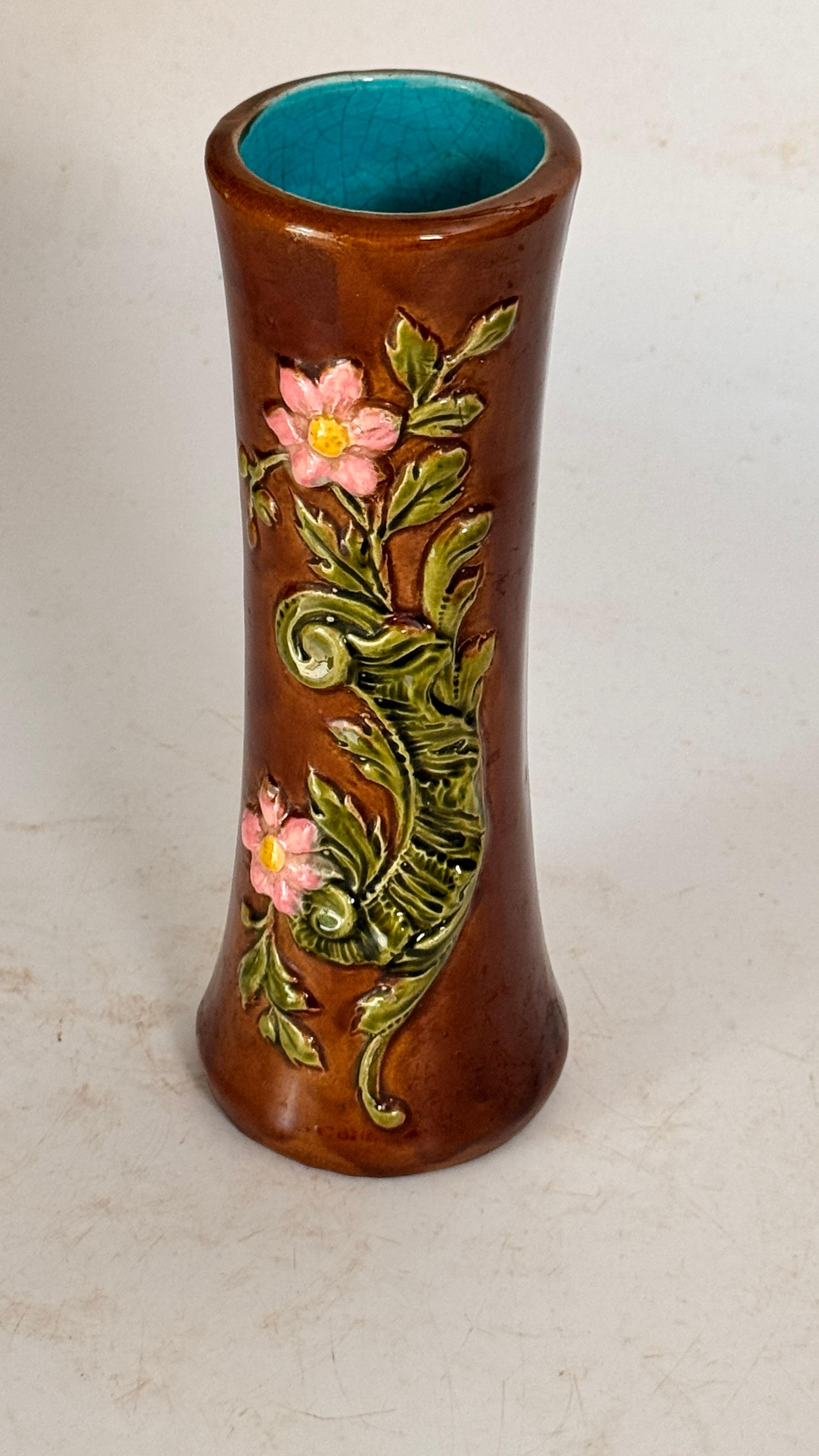 French 19th Century Majolica Vase with Floral and Foliage Motifs For Sale