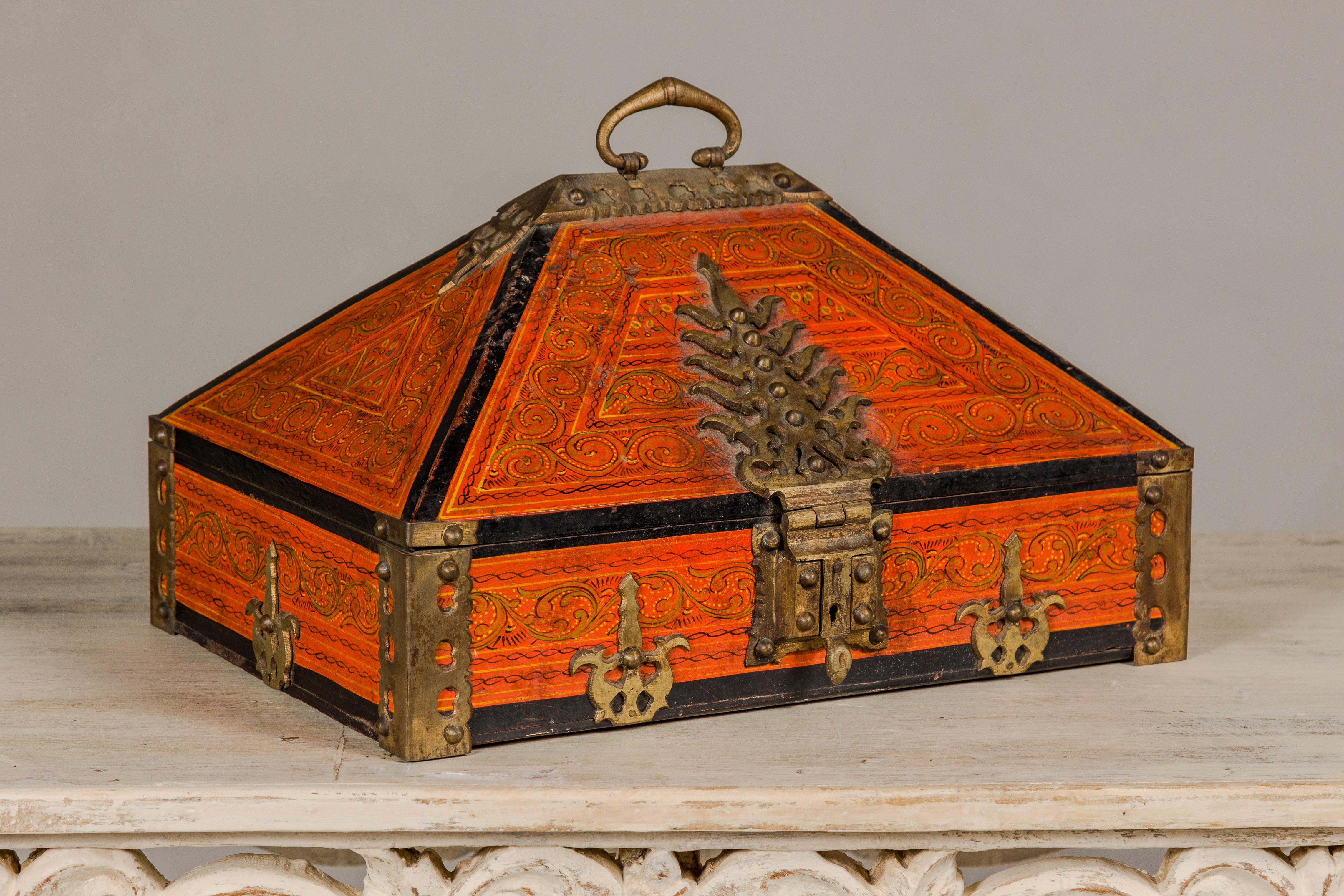 19th Century Malabar Jewelry Box Lacquered with Ornate Brass Accents from Kerala For Sale 3