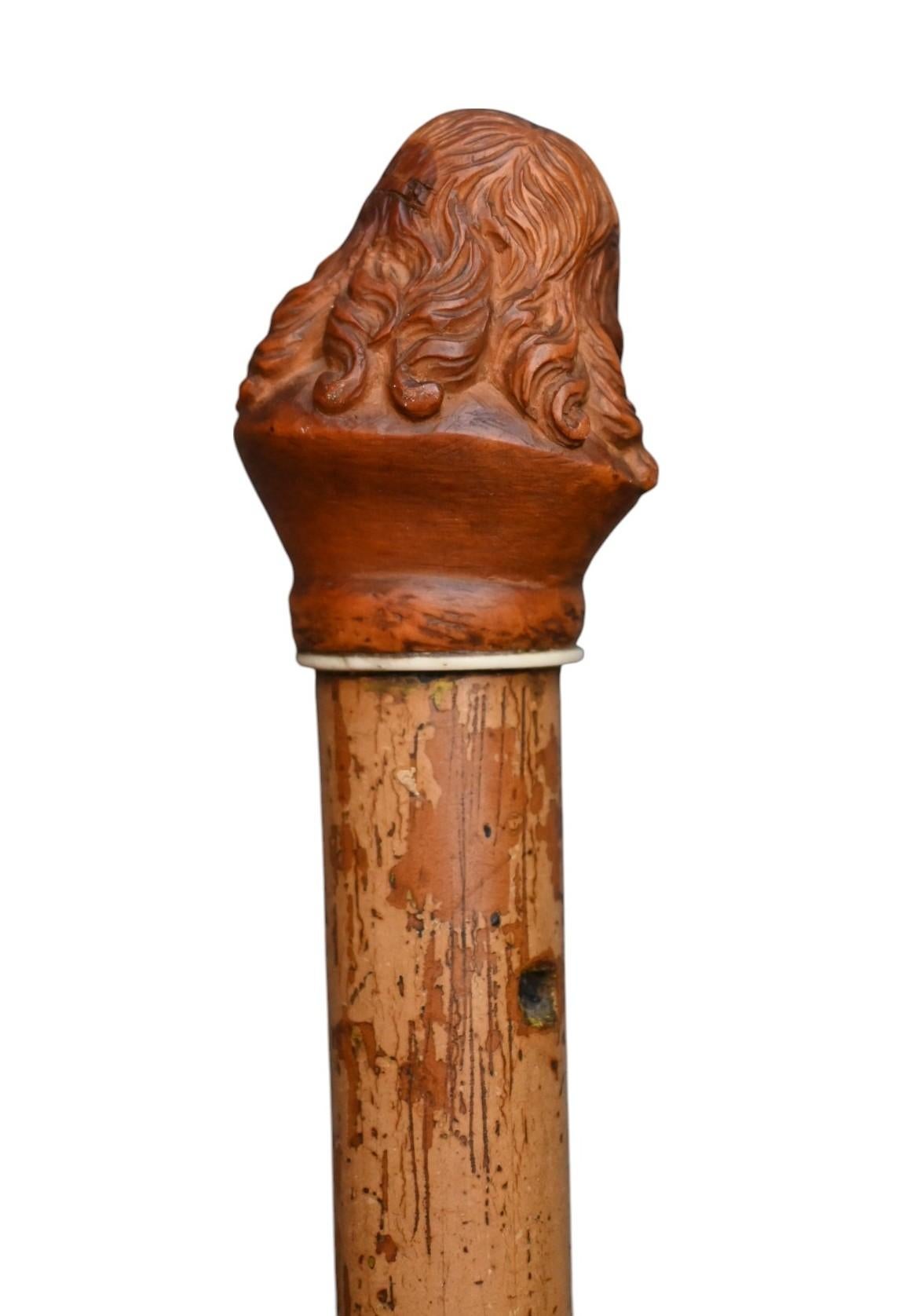Arte popolare 19th Century Malacca Walking Stick With Finely Carved Boxwood Handle in vendita