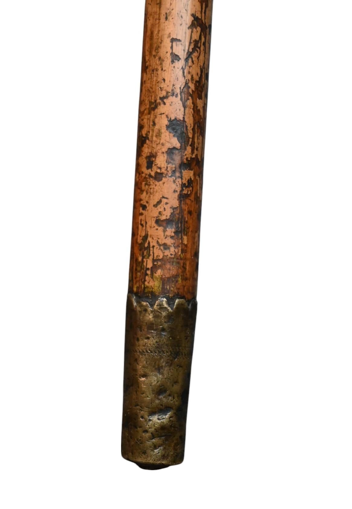 Intagliato a mano 19th Century Malacca Walking Stick With Finely Carved Boxwood Handle in vendita