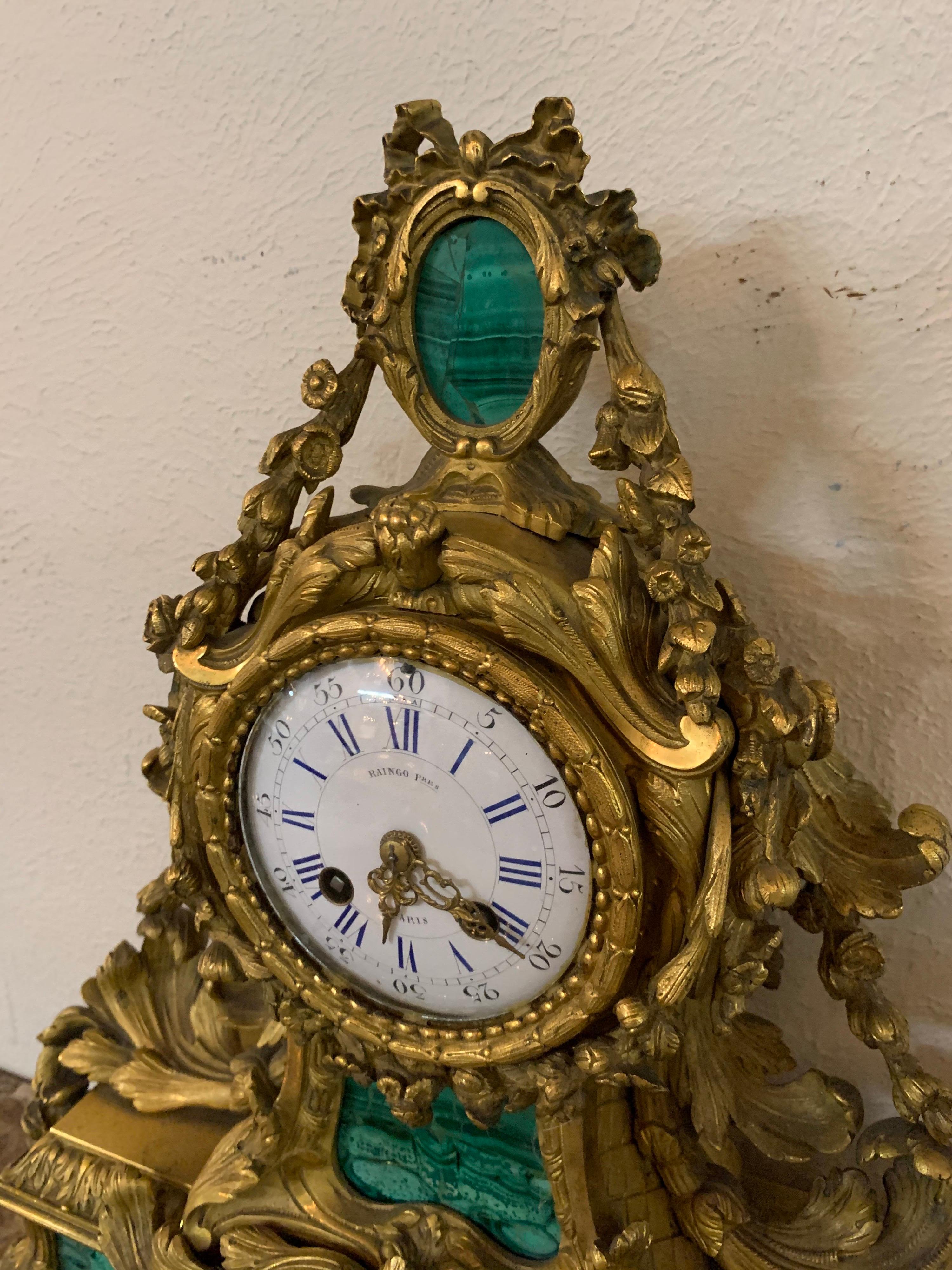 19th Century Malachite and Gilt Bronze Mantel Clock In Good Condition In Dallas, TX