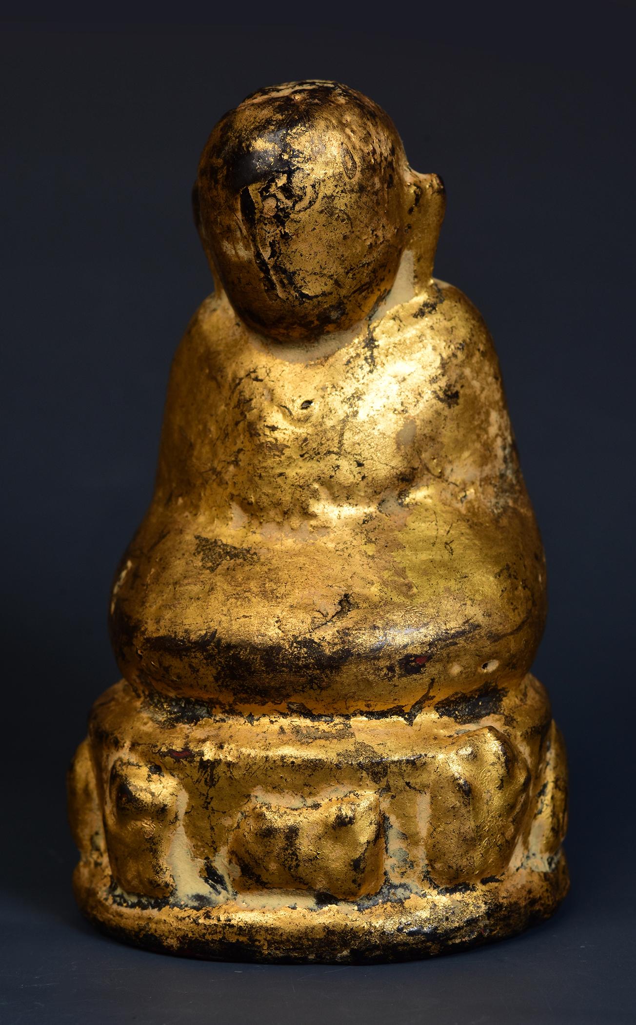 19th Century, Mandalay, A Set of Antique Burmese Medicine Buddha Amulets For Sale 7