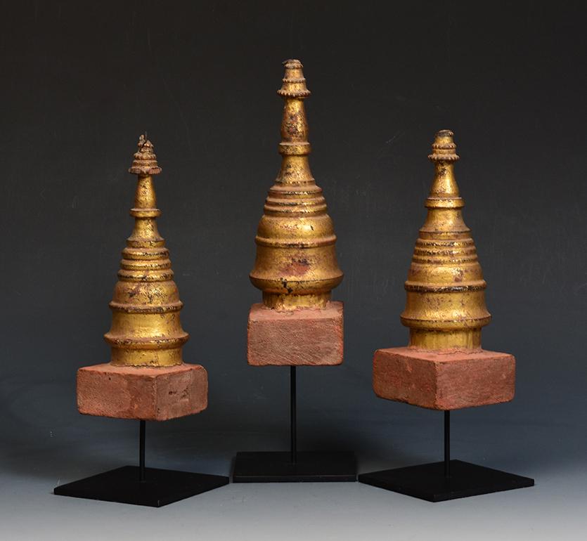19th Century, Mandalay, A Set of Antique Burmese Wood Carving Pagoda Stupa For Sale 7