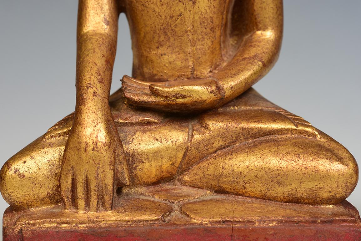 19th Century, Mandalay, A Set of Antique Burmese Wooden Seated Disciple / Monk For Sale 4