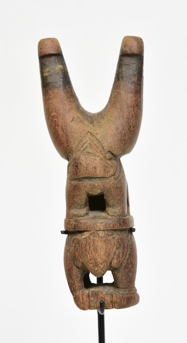 19th Century, Mandalay, A Set of Antique Burmese Wooden Slingshots 8