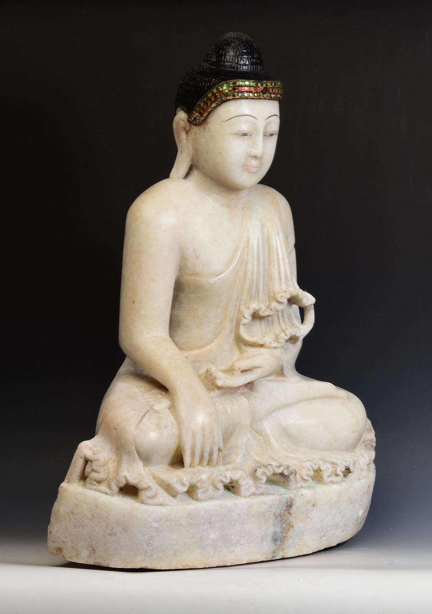 19th Century, Mandalay, Antique Burmese Alabaster Marble Seated Buddha Statue For Sale 9