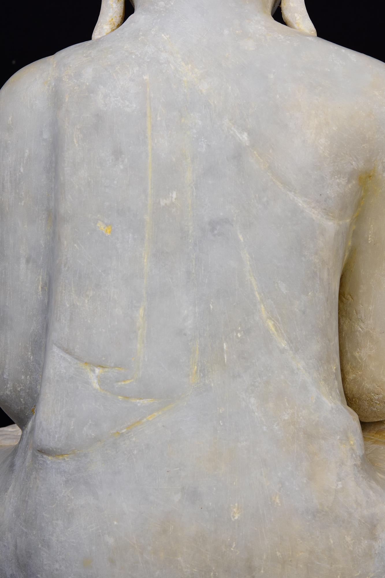 19th Century, Mandalay, Antique Burmese Alabaster Marble Seated Buddha Statue For Sale 12