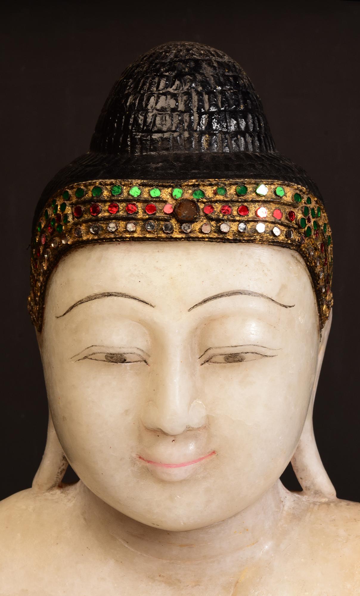 Hand-Carved 19th Century, Mandalay, Antique Burmese Alabaster Marble Seated Buddha Statue For Sale