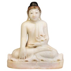 Mandalay, sitzende Buddha-Statue aus antikem burmesischem Alabastermarmor, 19. Jahrhundert