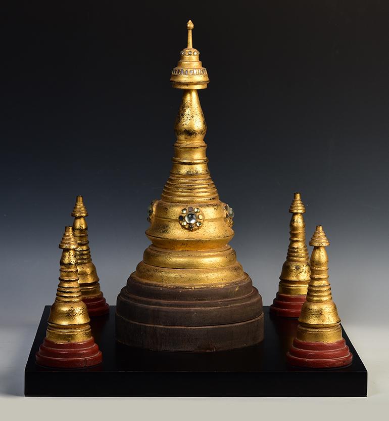 19th Century, Mandalay, Antique Burmese Wooden Pagoda For Sale 8
