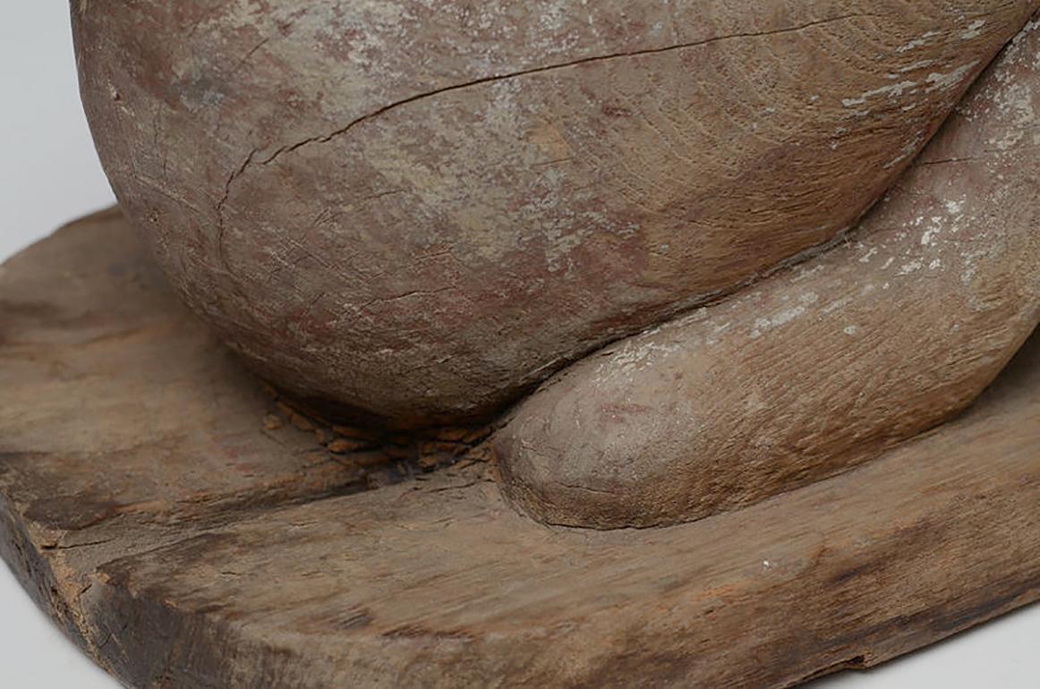 19th Century, Mandalay, Antique Burmese Wooden Rabbit In Good Condition In Sampantawong, TH