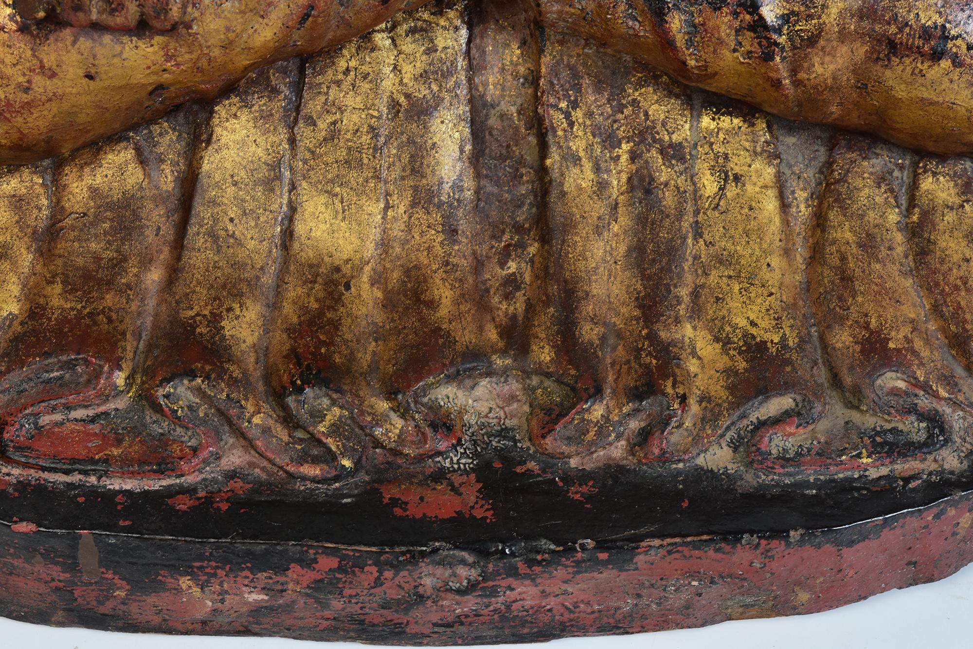19th Century, Mandalay, Antique Burmese Wooden Seated Buddha with Gilded Gold For Sale 1