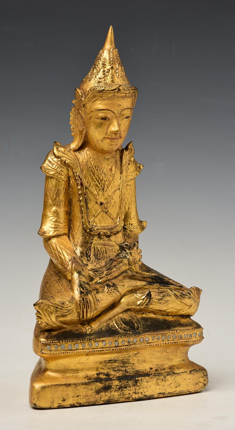 19th Century, Mandalay, Antique Burmese Wooden Seated Crowned Buddha For Sale 7